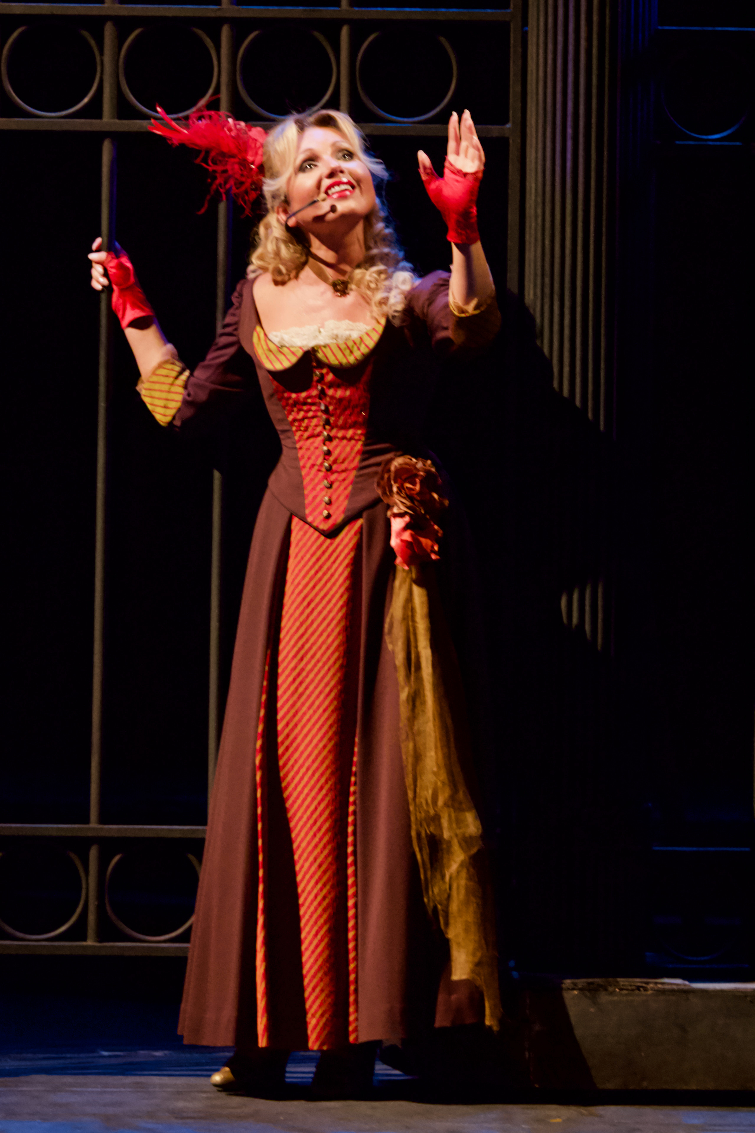 Театр Моссовета — Странная история доктора Джекила и мистера Хайда. Сайт фотографа Сергея Абрамова