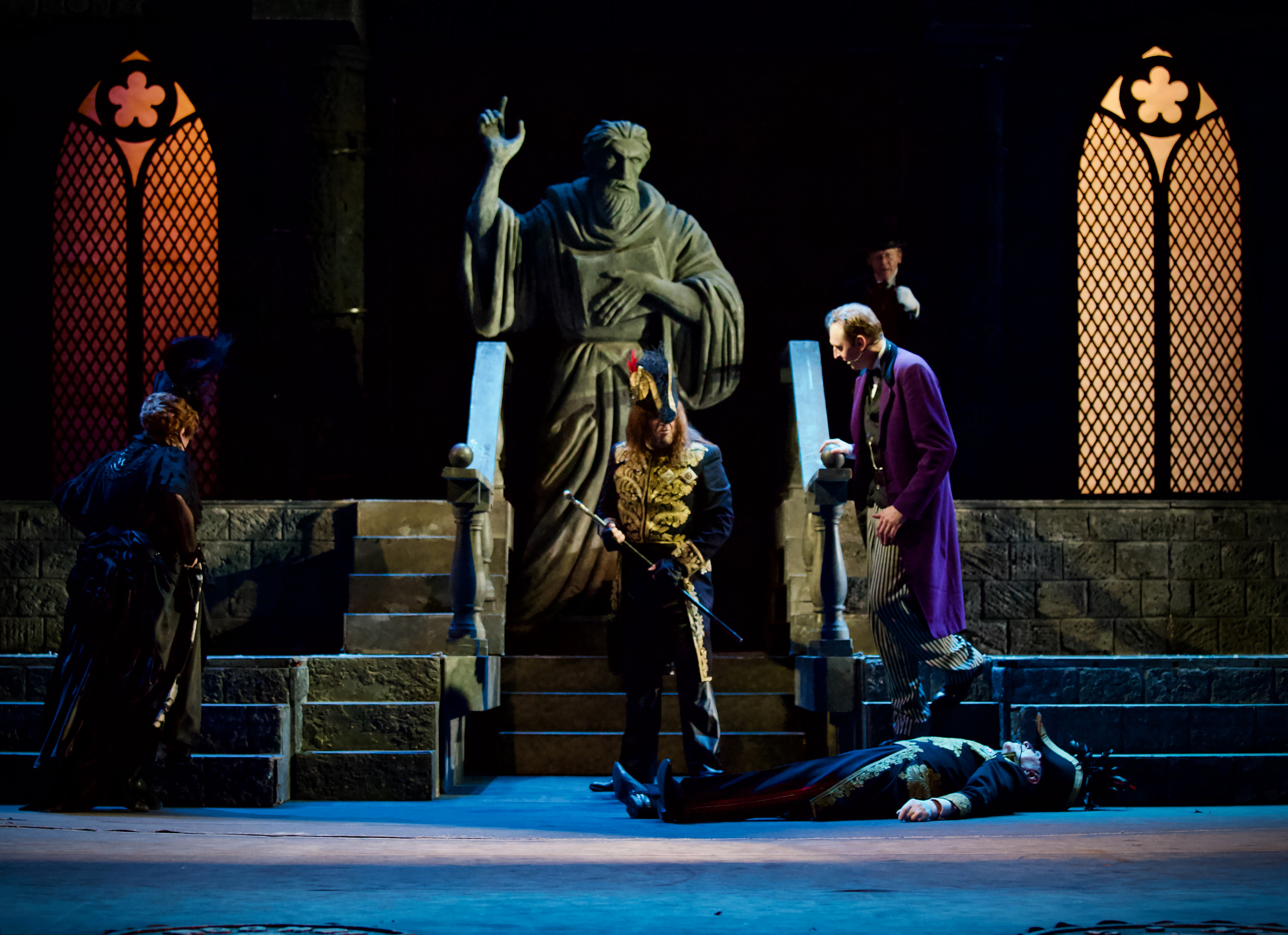 Театр Моссовета — Странная история доктора Джекила и мистера Хайда. Сайт фотографа Сергея Абрамова