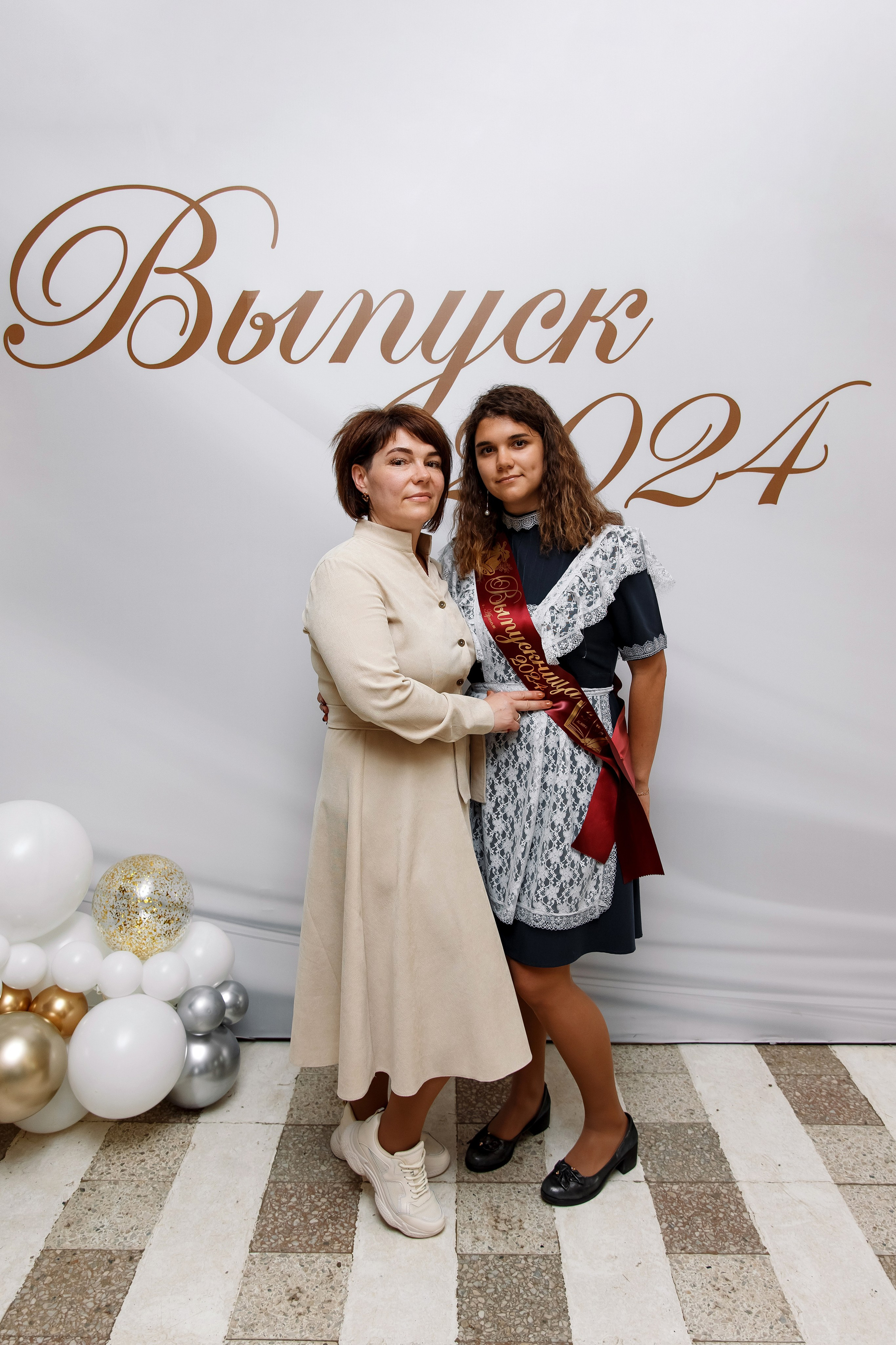 11 класс Последний звонок. Фотограф Любовь Корниенко, Примоский край