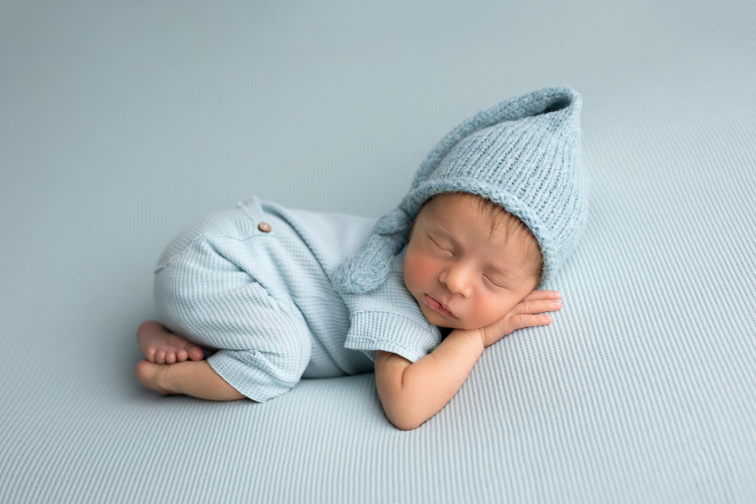 НОВОРОЖДЁННЫЕ. Фотограф новорожденных ньюборн в Новосибирске