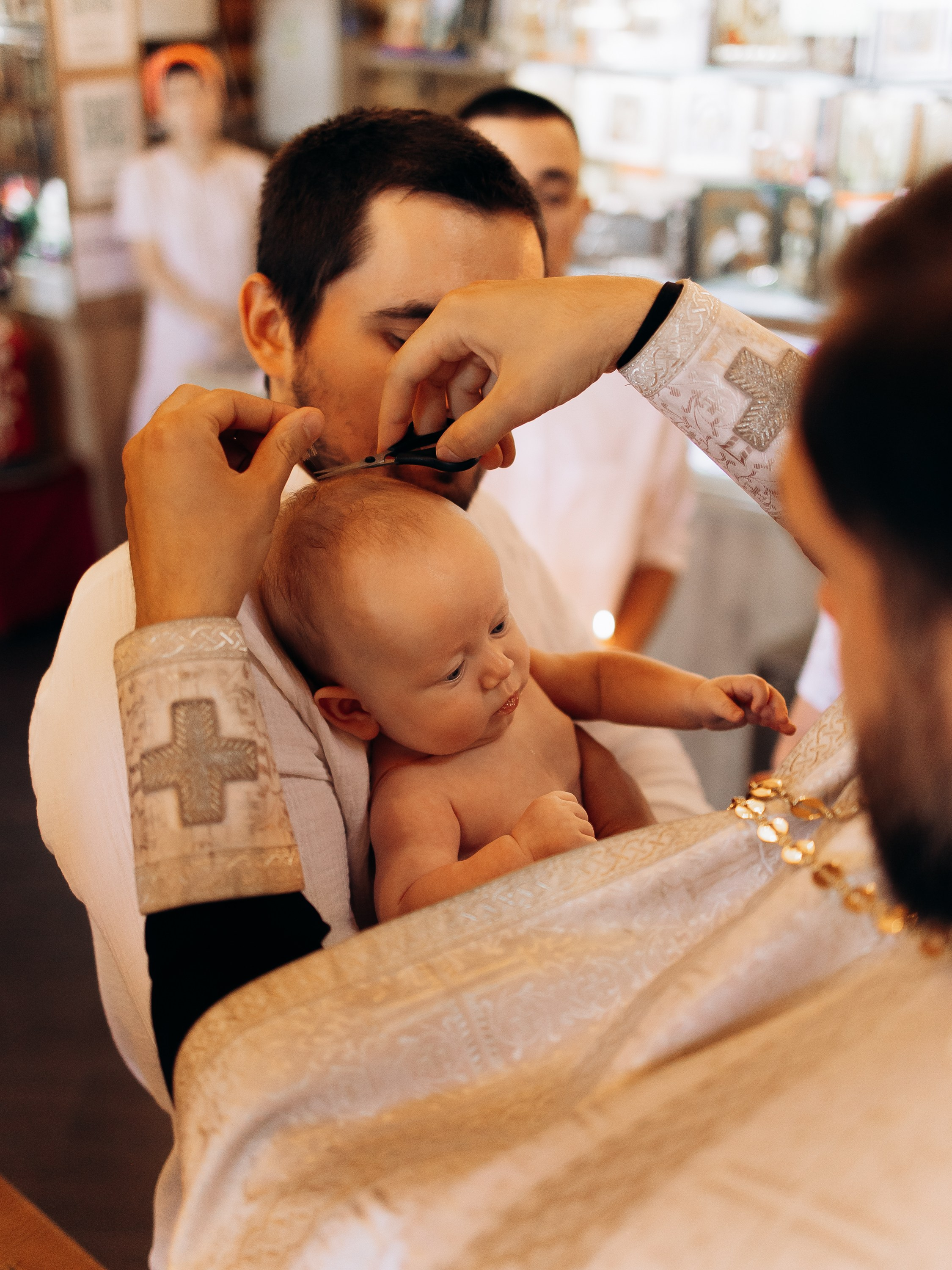 Таинство Крещения Михаила. Семейный фотограф в Краснодаре Храмова Анна