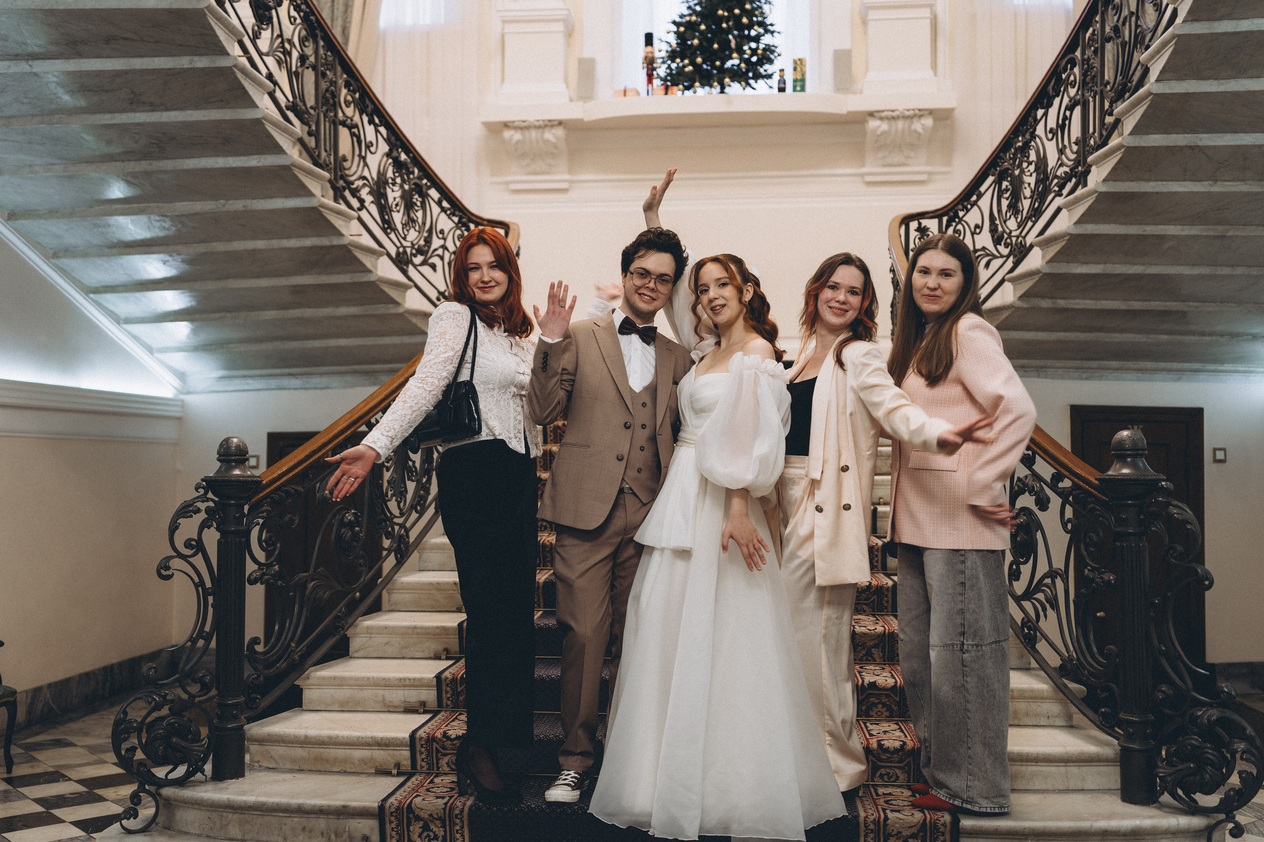 СВАДЕБНАЯ СЬЕМКА ВО ВТОРОМ ДВОРЦЕ С ГОСТЯМИ И ПРОГУЛКА В ТАВРИЧЕСКОМ САДУ. Профессиональный фотограф, Санкт-Петербург — Виктория Богомолова