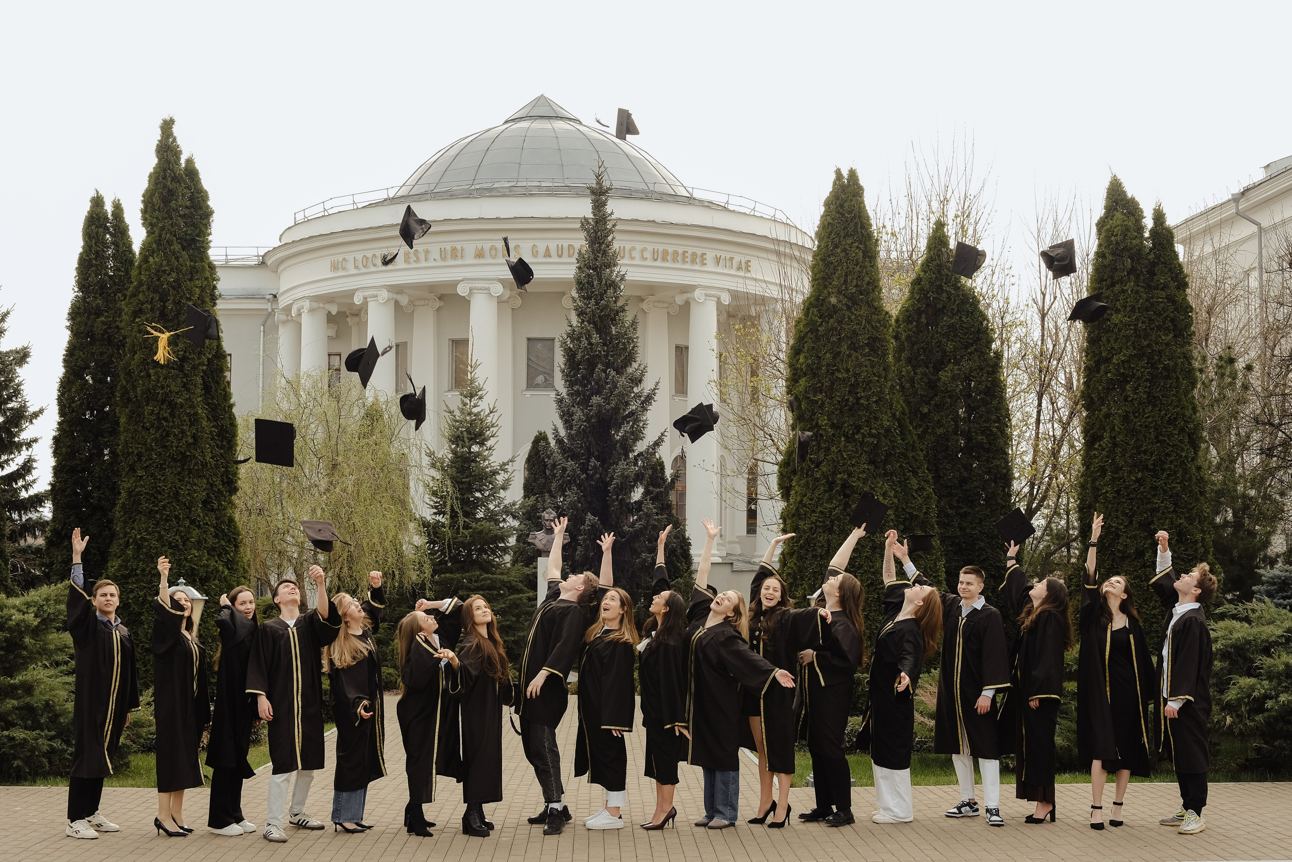 Групповой портрет: Выпускники КФУ. Обо мне