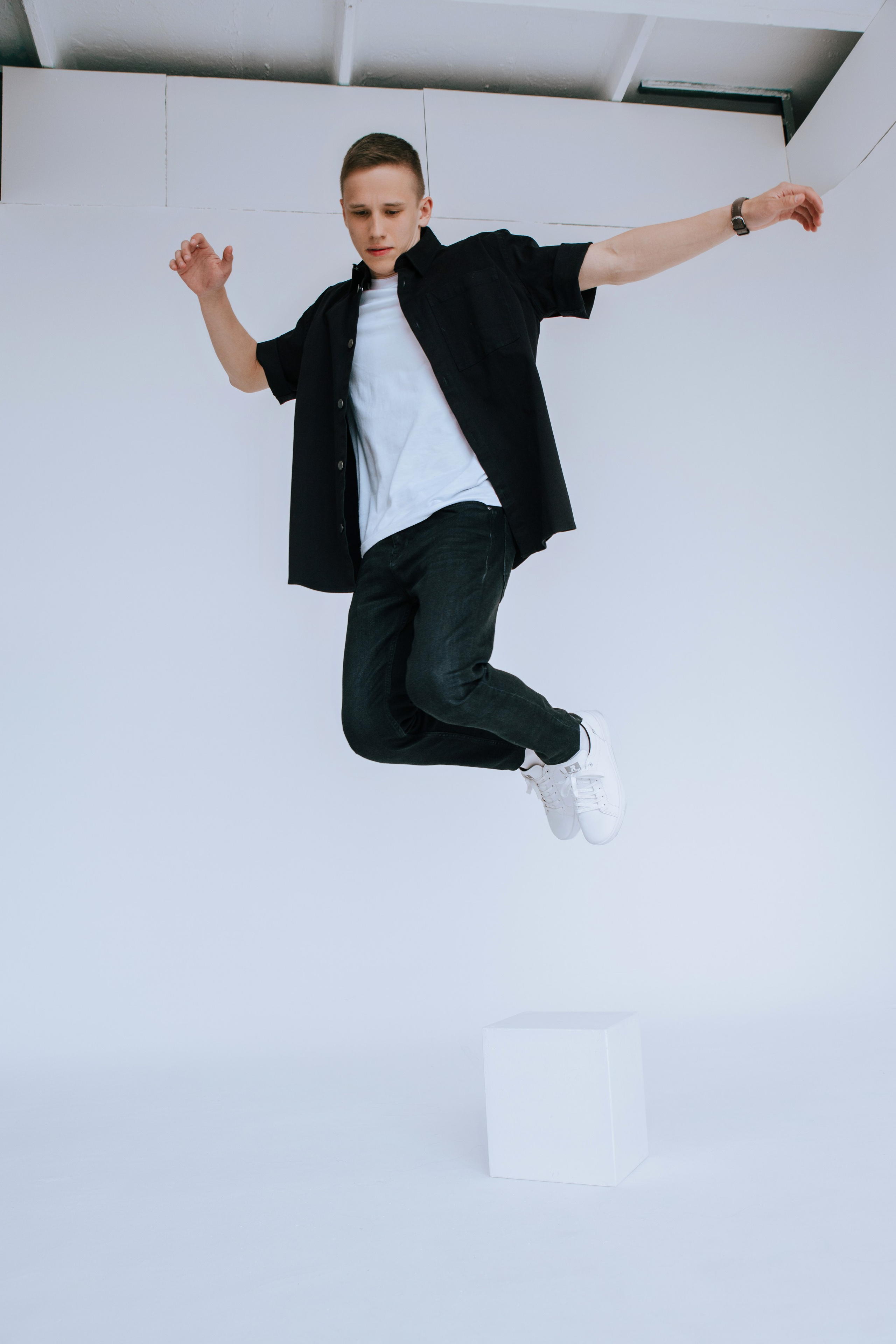 11А — школа № 17 Выпуск 2024. Фотограф Ярмишко Дарья. Выпускные фотокниги