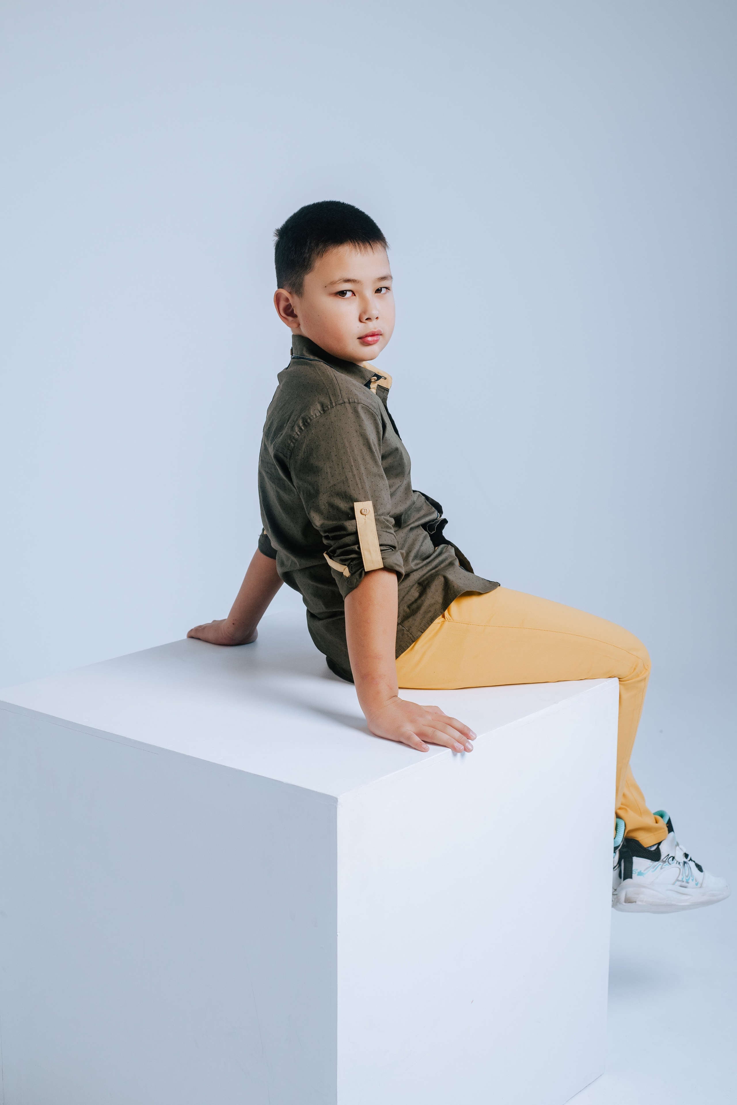 4Б — школа № 1. Фотограф Ярмишко Дарья. Выпускные фотокниги