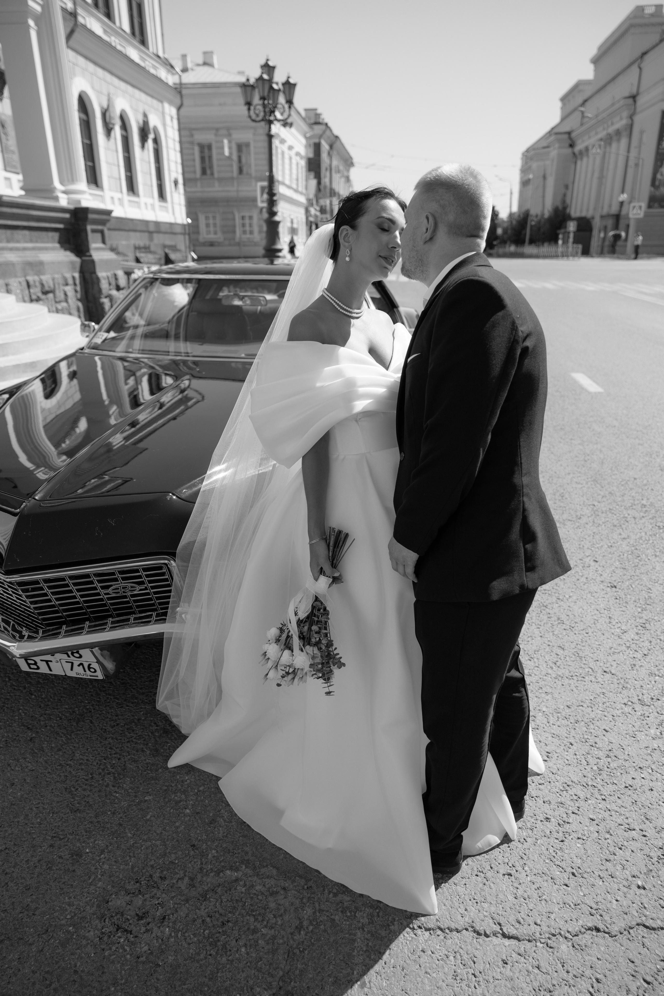 Рамиль и Юлия. Меня зовут Сабина, и я ваш фотограф