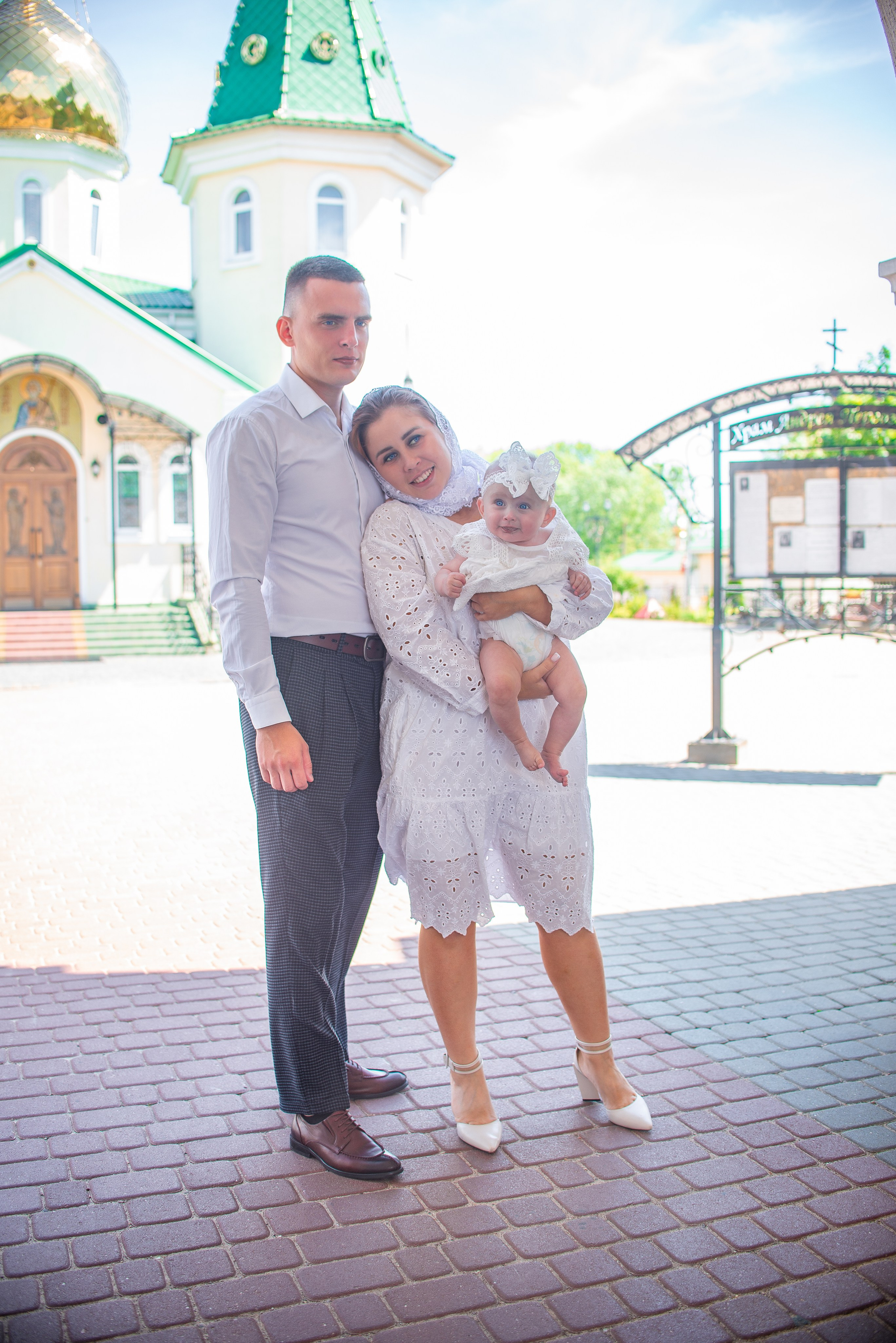 Крещение Есении в хр.Андрея Первозванного. Семейный фотограф на выписку из роддома и крещение Минск Настя Гришук