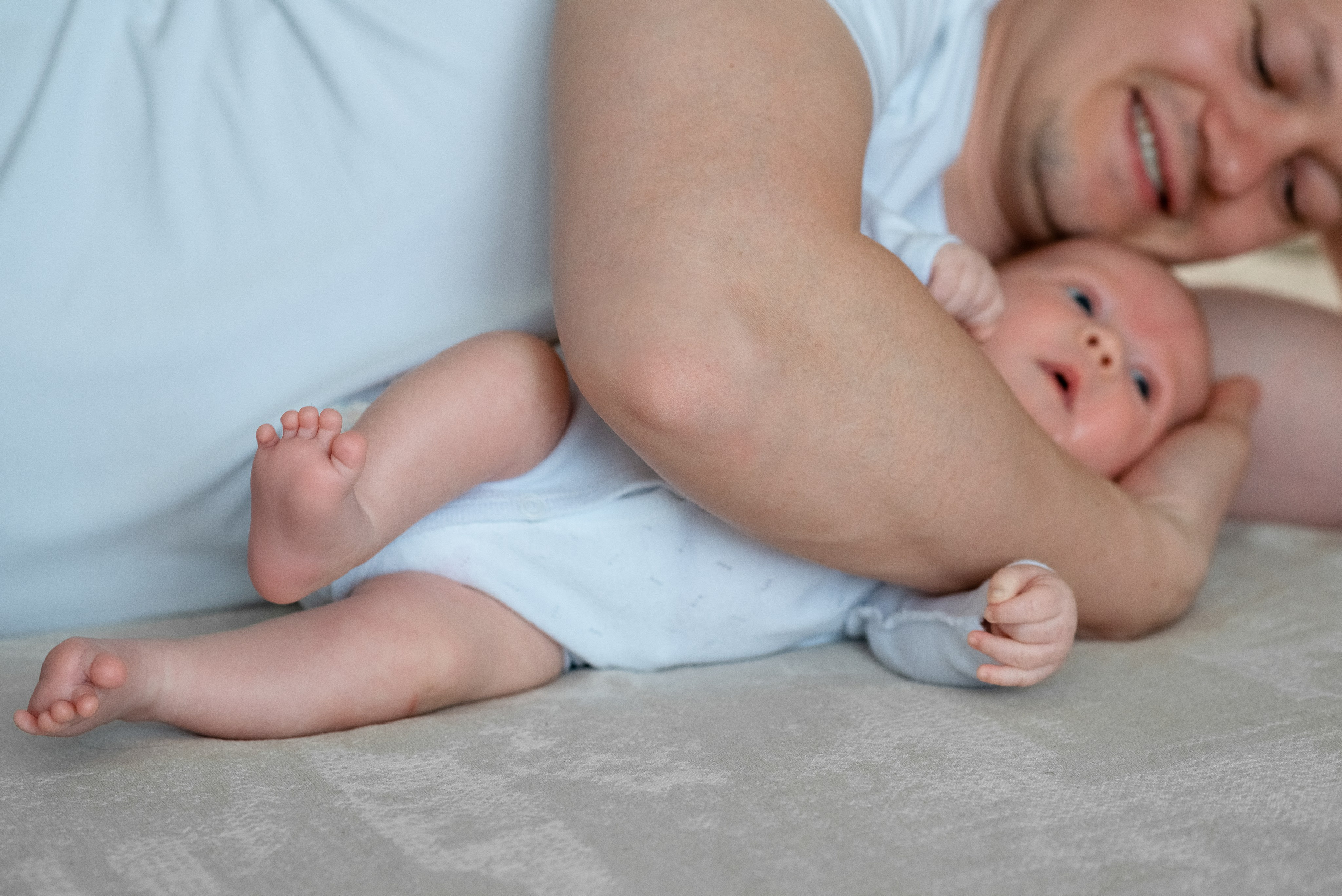 Маленькая Машенька. Семейный фотограф на выписку из роддома и крещение Минск Настя Гришук