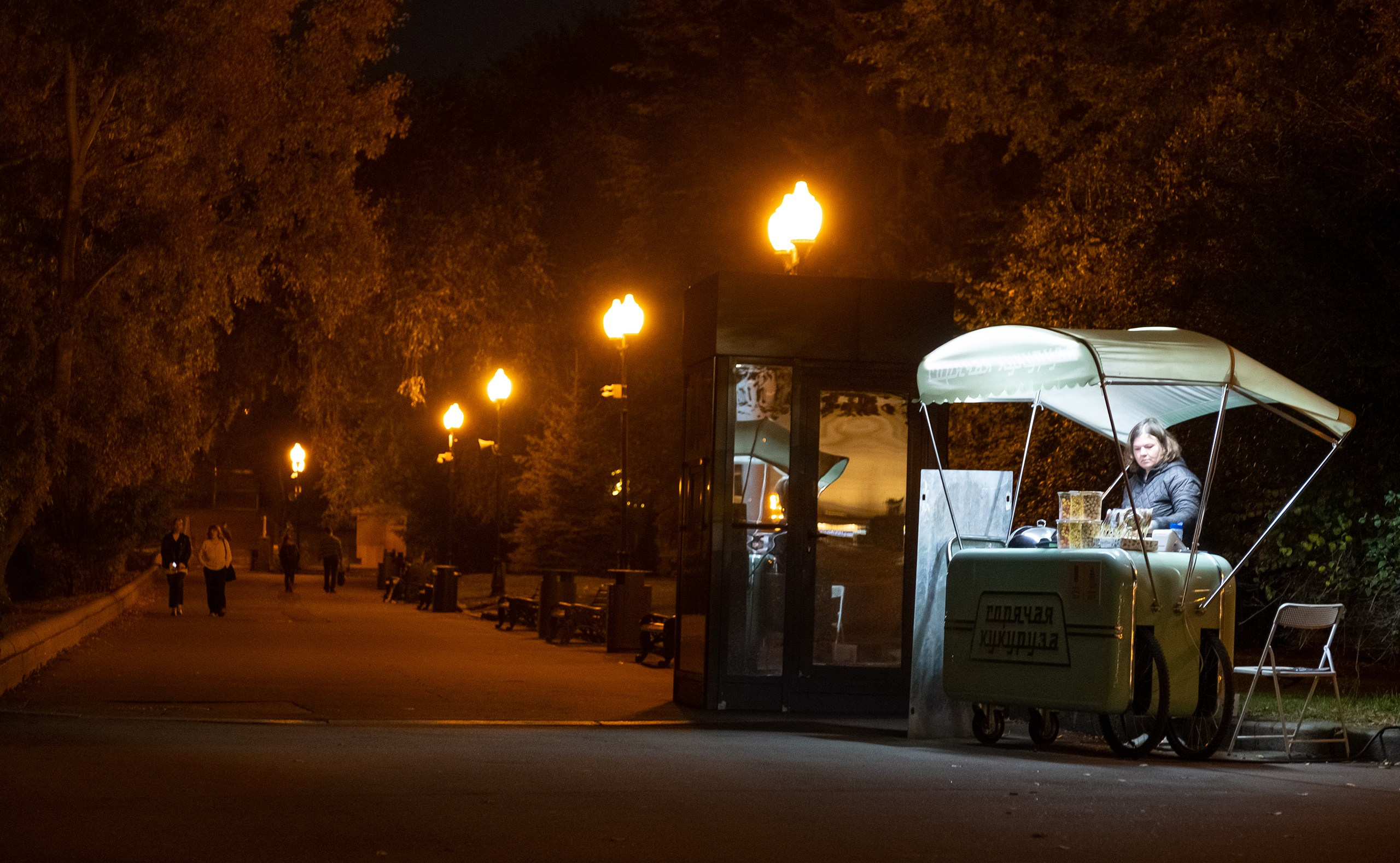 Фотографии сделанные на улицах городов. Профессиональный фотограф Игорь Пискарев в Москве. Студийная и выездная съёмка. Портретная и предметная съёмка. Авторская фотография