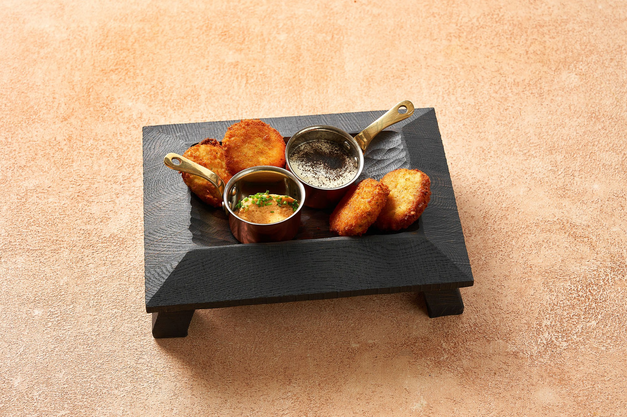 Каталожная съёмка. FOODCASE — дизайн, айдентика, фото и видео для ресторанов и food-брендов