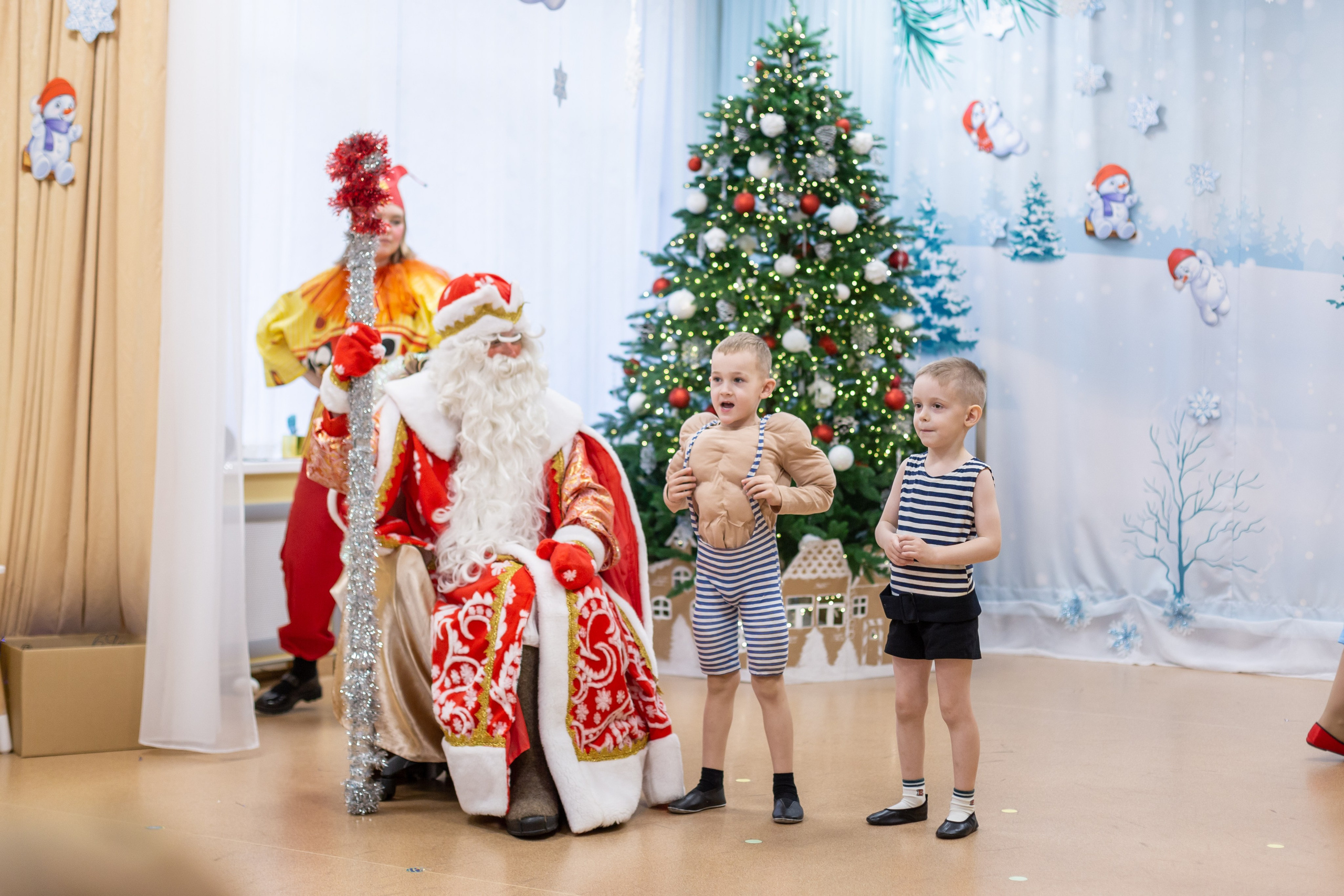 Утренник_"Веселый балаганчик» 2024. Семейный фотограф в Санкт-Петербурге