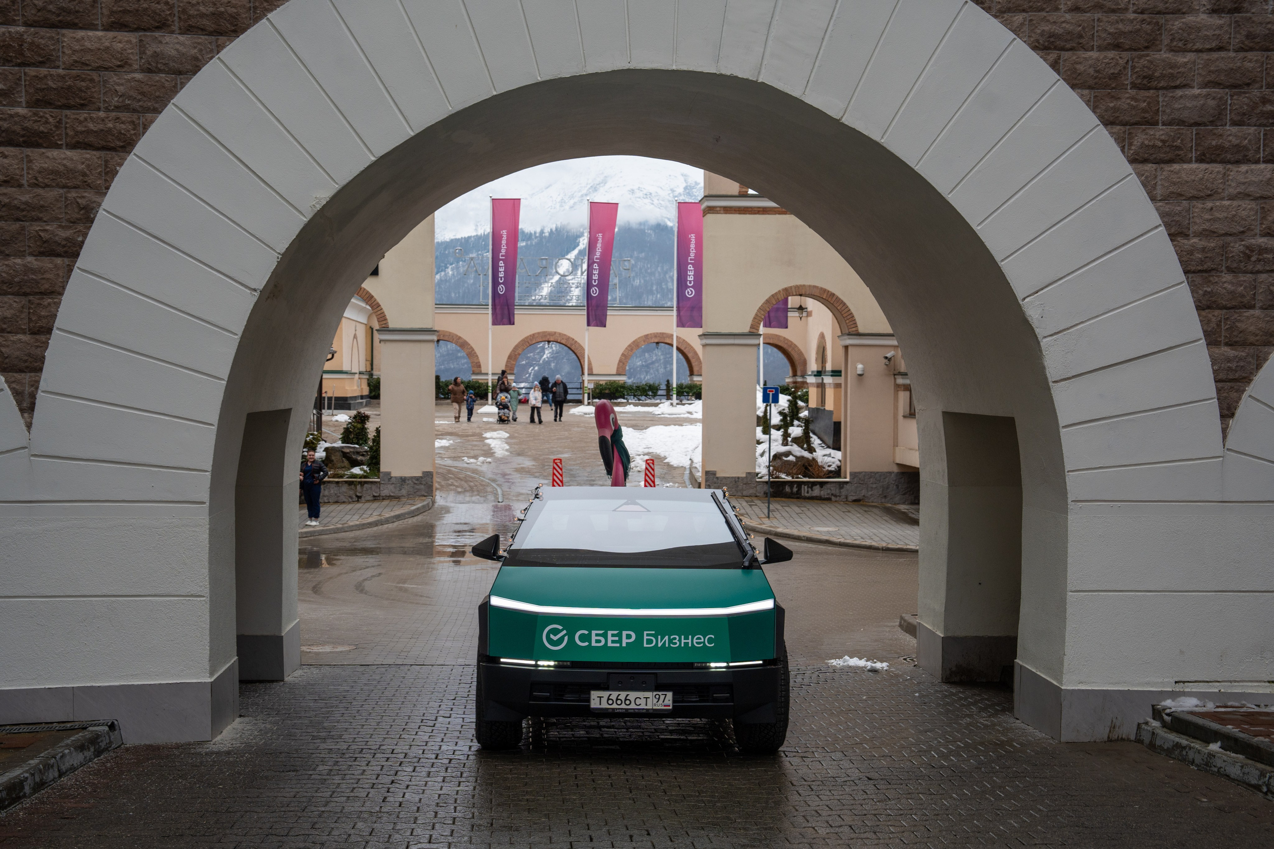 Сбер-маркетинг в Сочи и Красной Поляне. Репортажный фотограф в Красной Поляне и Сочи Павлюченко Екатерина