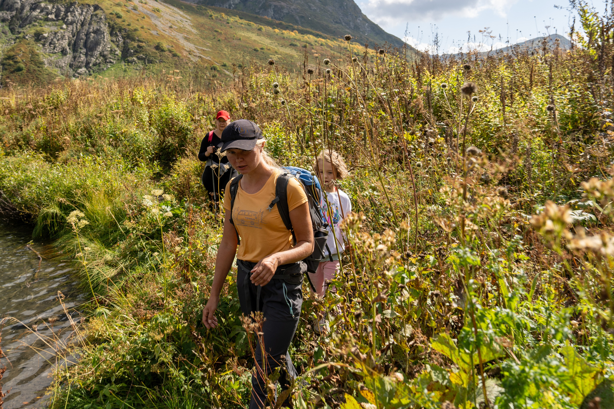 Поход для профсоюза курорта «Газпром Поляна» на Бзерпинский карниз. Репортажный фотограф в Красной Поляне и Сочи Павлюченко Екатерина