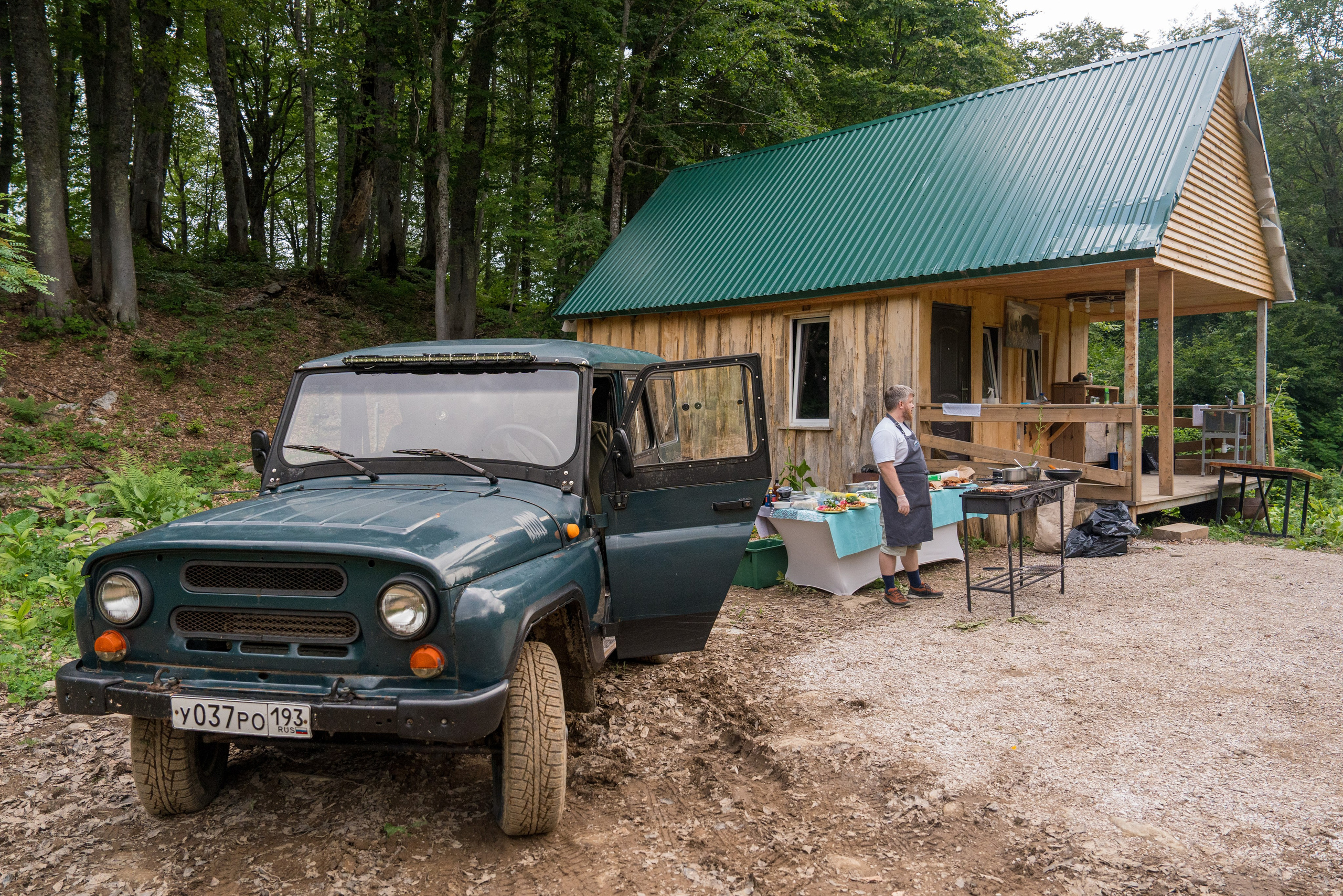 MICE мероприятие для компании «Доставка морем»: хайкинг к Ачипсинским водопадам. Репортажный фотограф в Красной Поляне и Сочи Павлюченко Екатерина