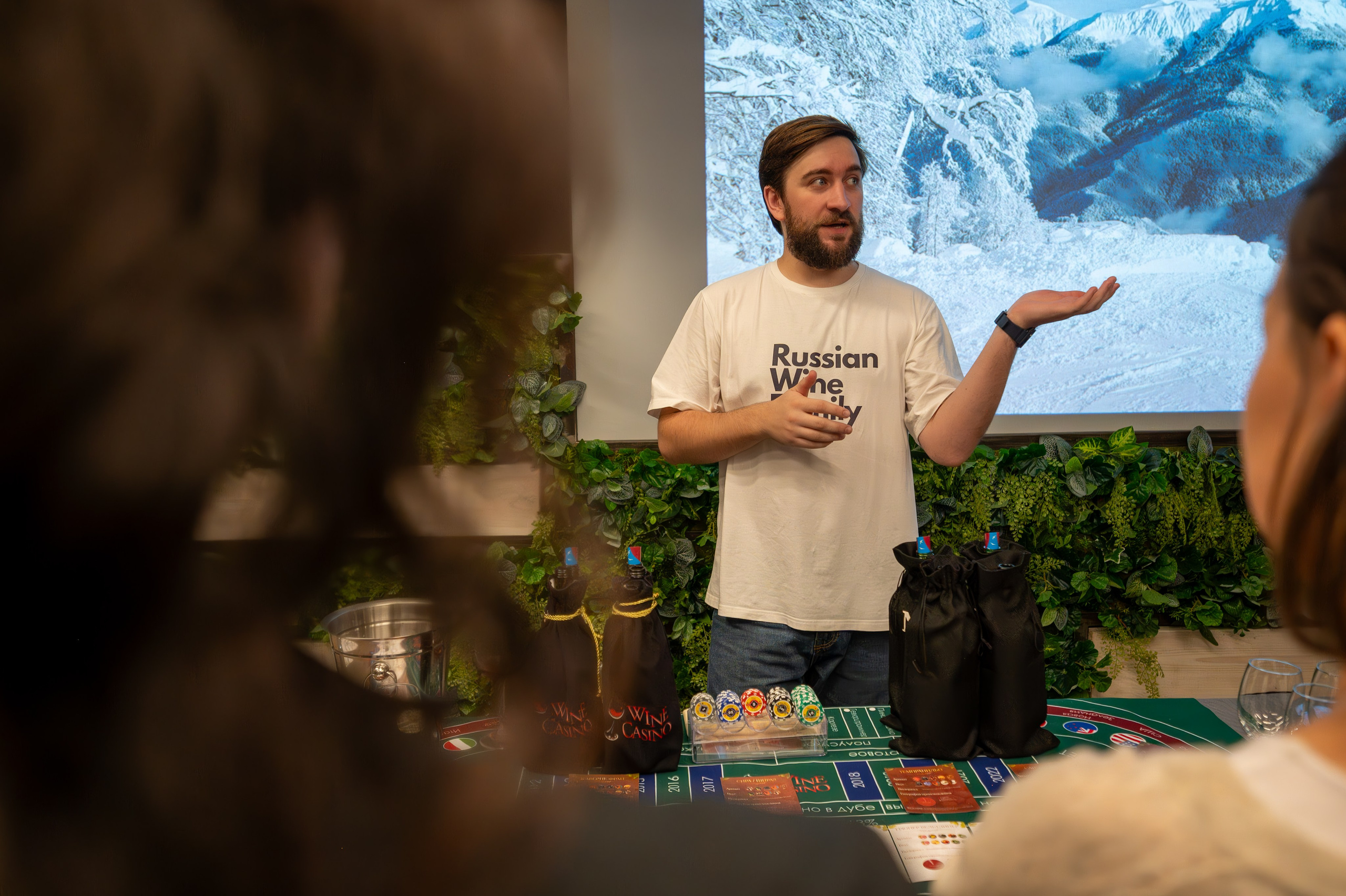 MICE мероприятие — мастер класс по акварели. Репортажный фотограф в Красной Поляне и Сочи Павлюченко Екатерина