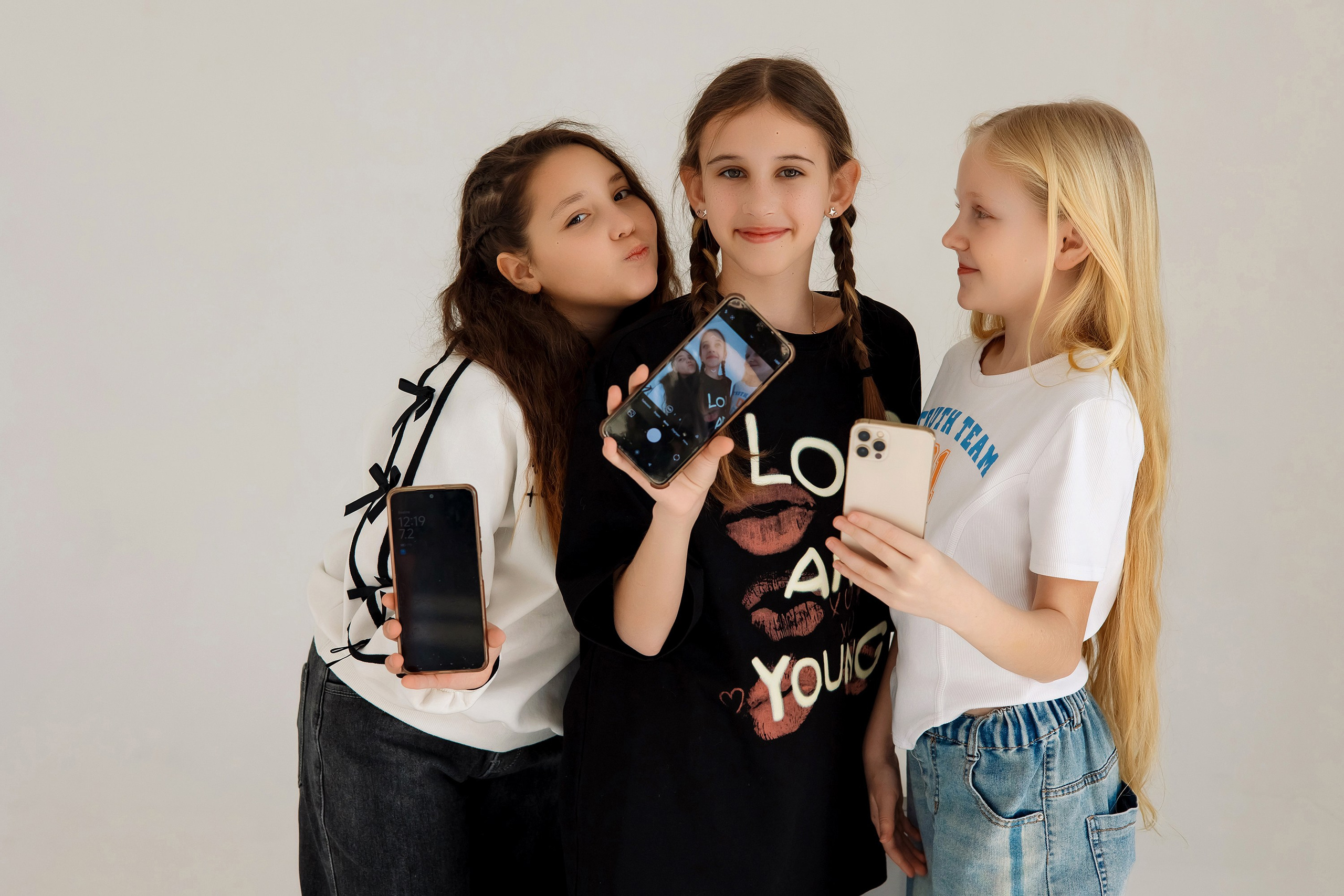 4 класс съемка в фотостудии. Фотограф Любовь Корниенко, Примоский край