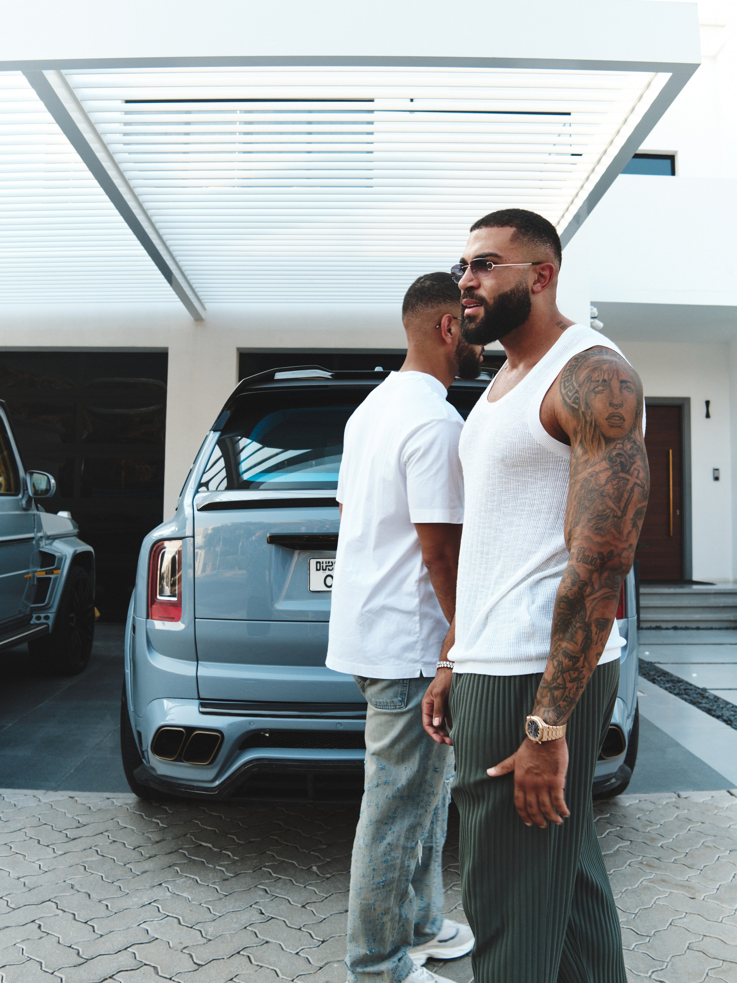 Samuel Onuha & Ruben Onuha. NOIZOMAX Художественный фотограф в Дубай