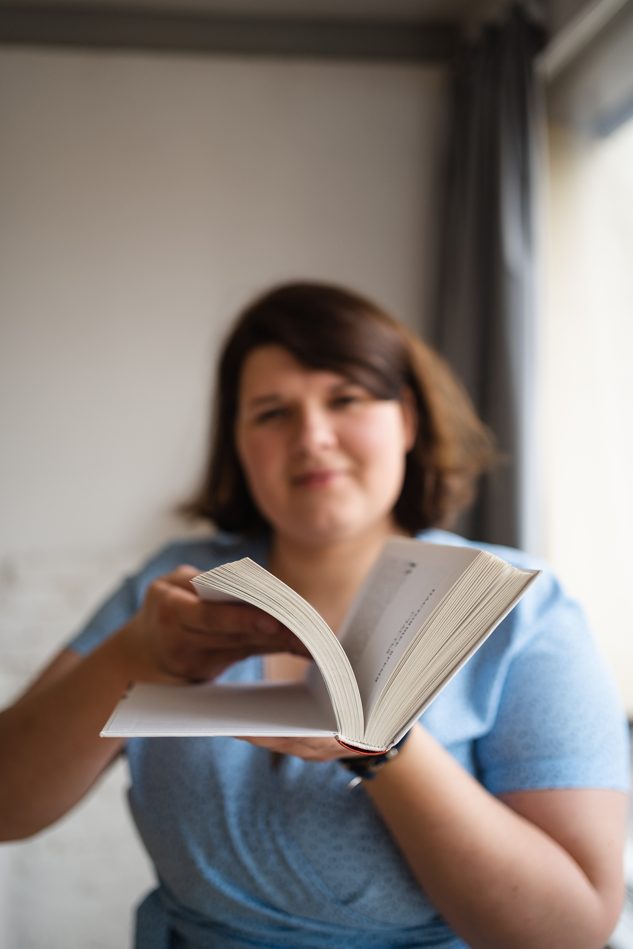 Съёмка контента для преподавателя литературы. Предметный фотограф Санкт-Петербург