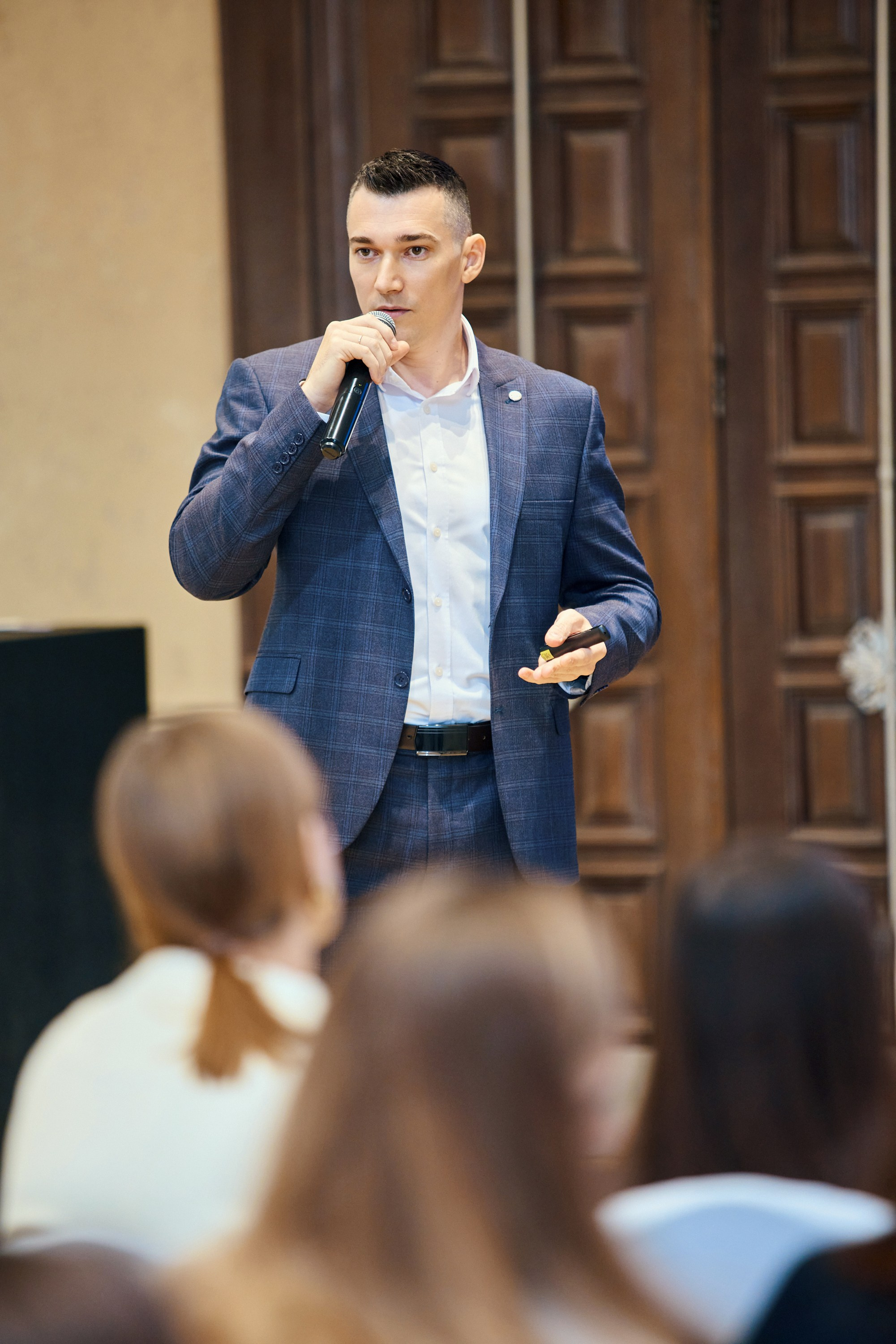 СММ — ВЕСТНИК 12.2025. Конференция, на которой регулярно обсуждают главные новости в мире маркетинга, продаж и пиара. Фотограф в Краснодаре Дина Павленко