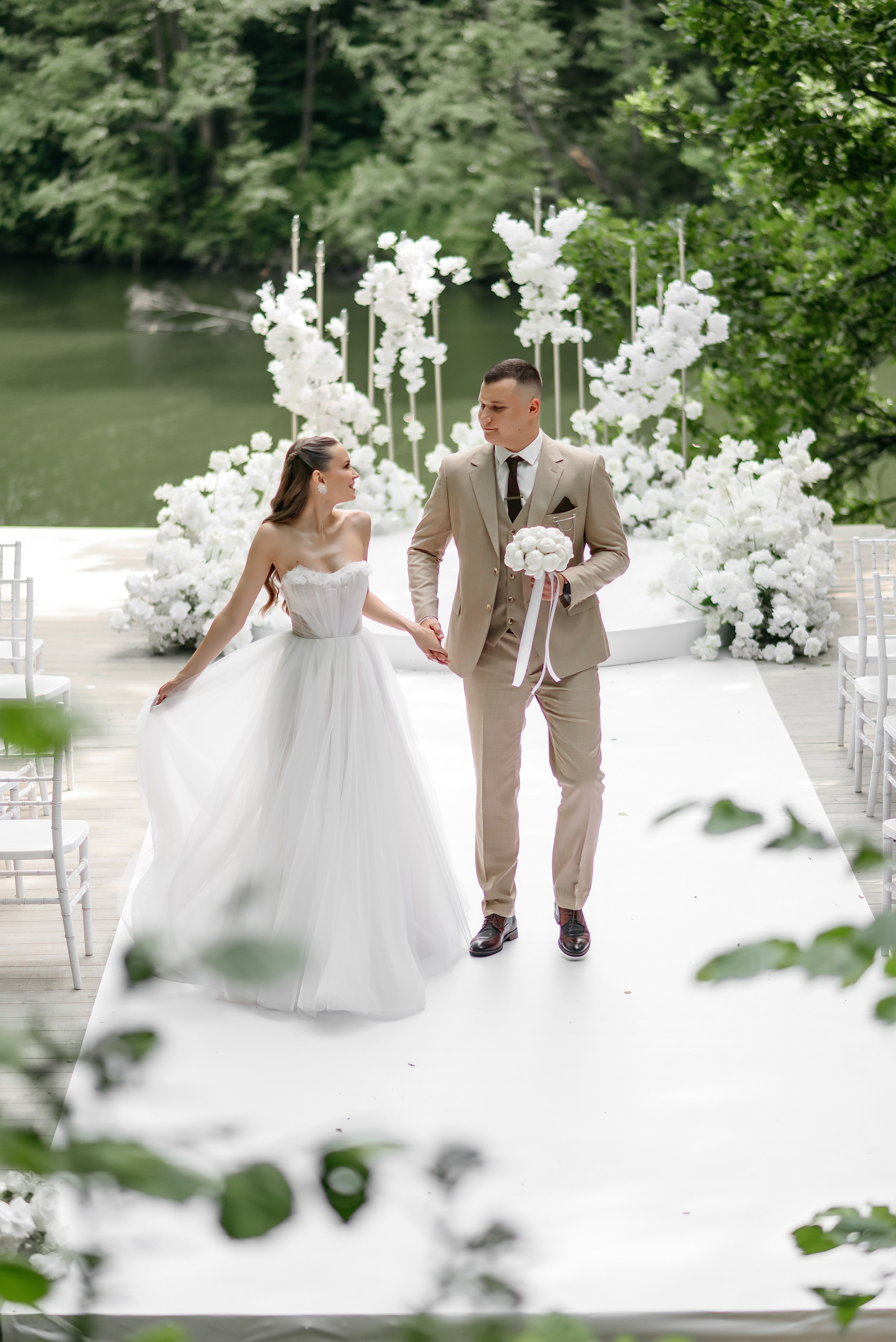 Костя и Вика. Ведущий на свадьбу в Москве Зубков Алексей