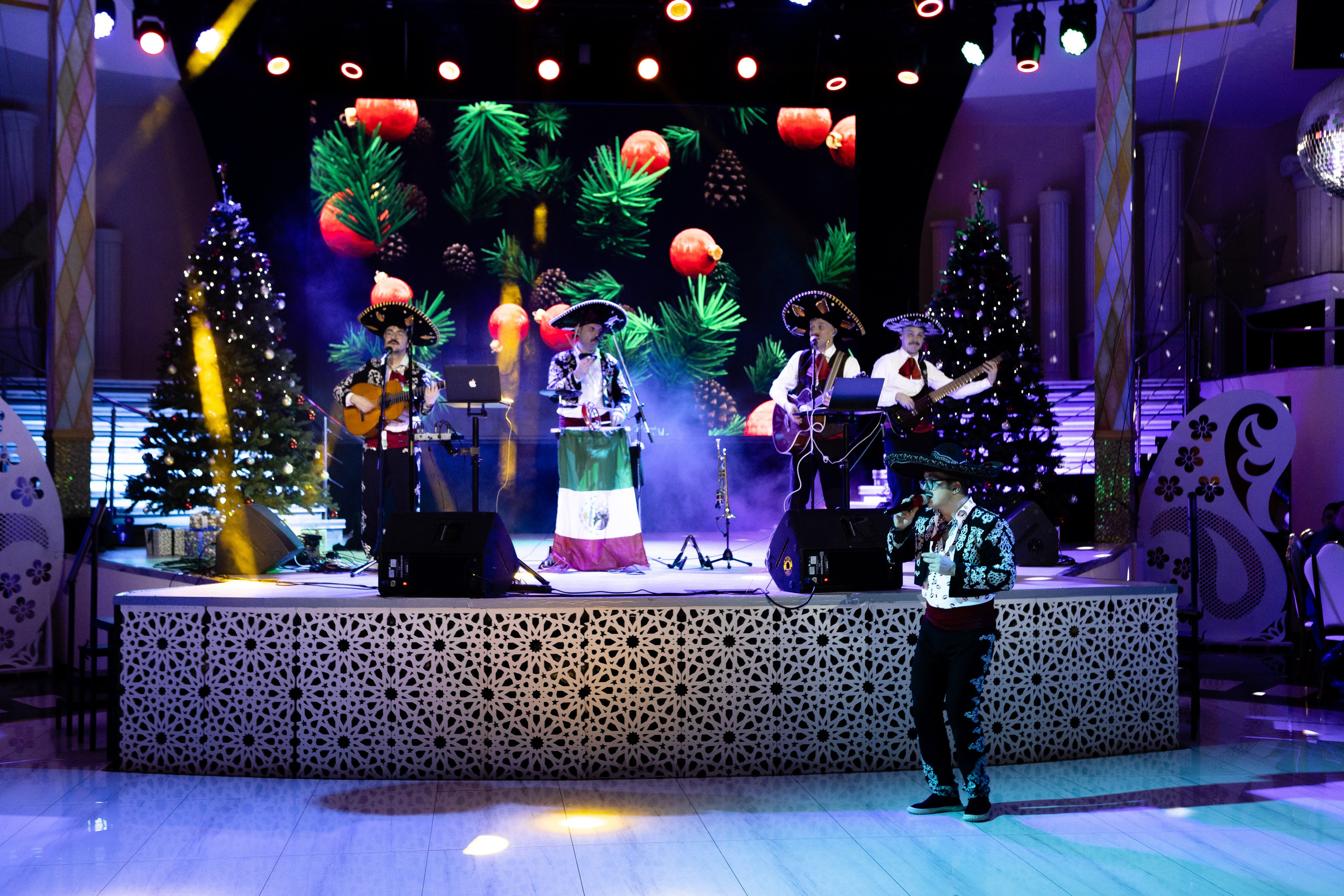 Фото и Видеосъемка Корпоративов и Праздников в СПб. Фото и Видеосъемка на ваше мероприятие. Александр Романов