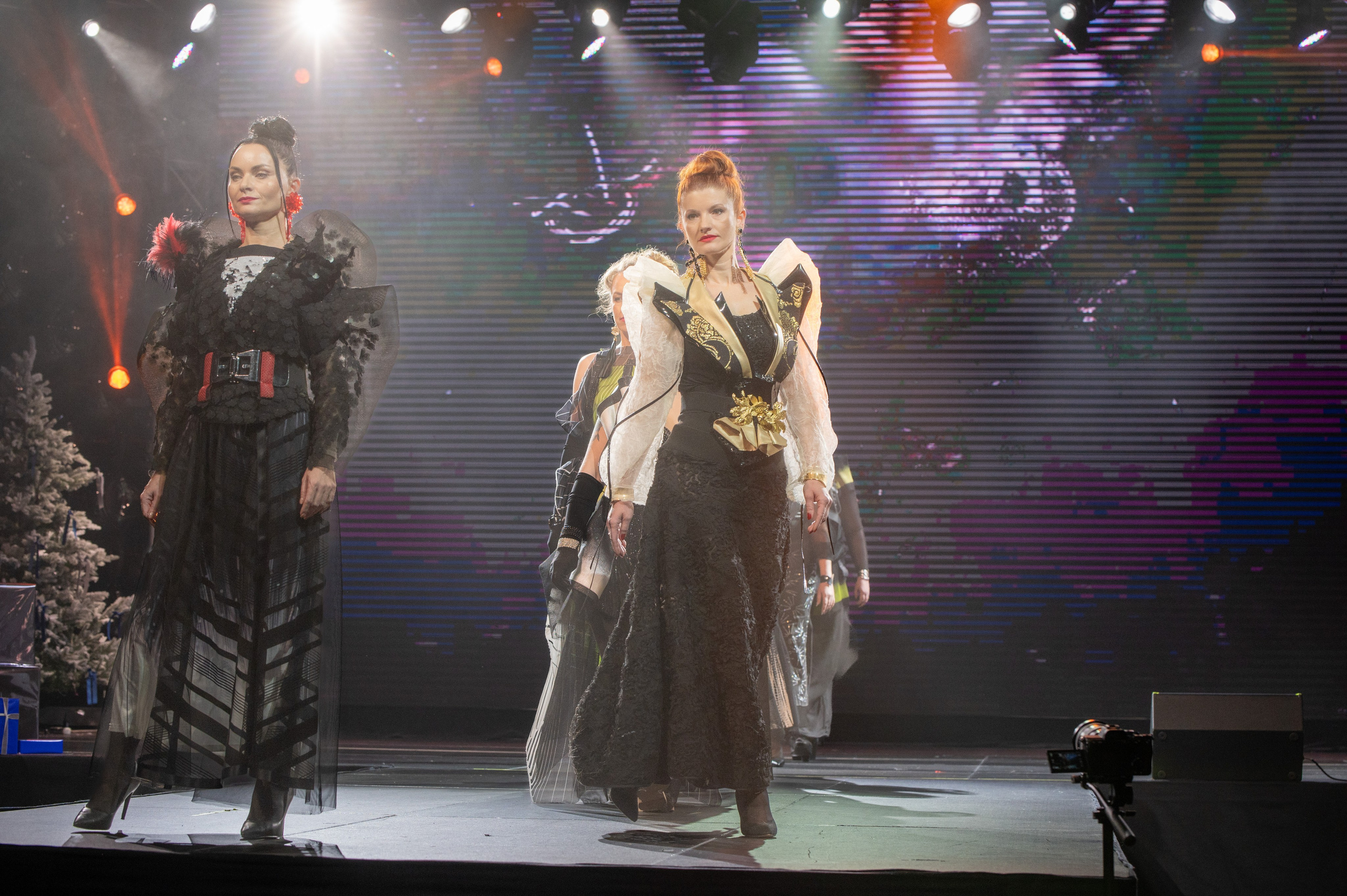 Большая новогодняя тусовка. Фотоуслуги, услуги фотографа, фотографирование важных событий