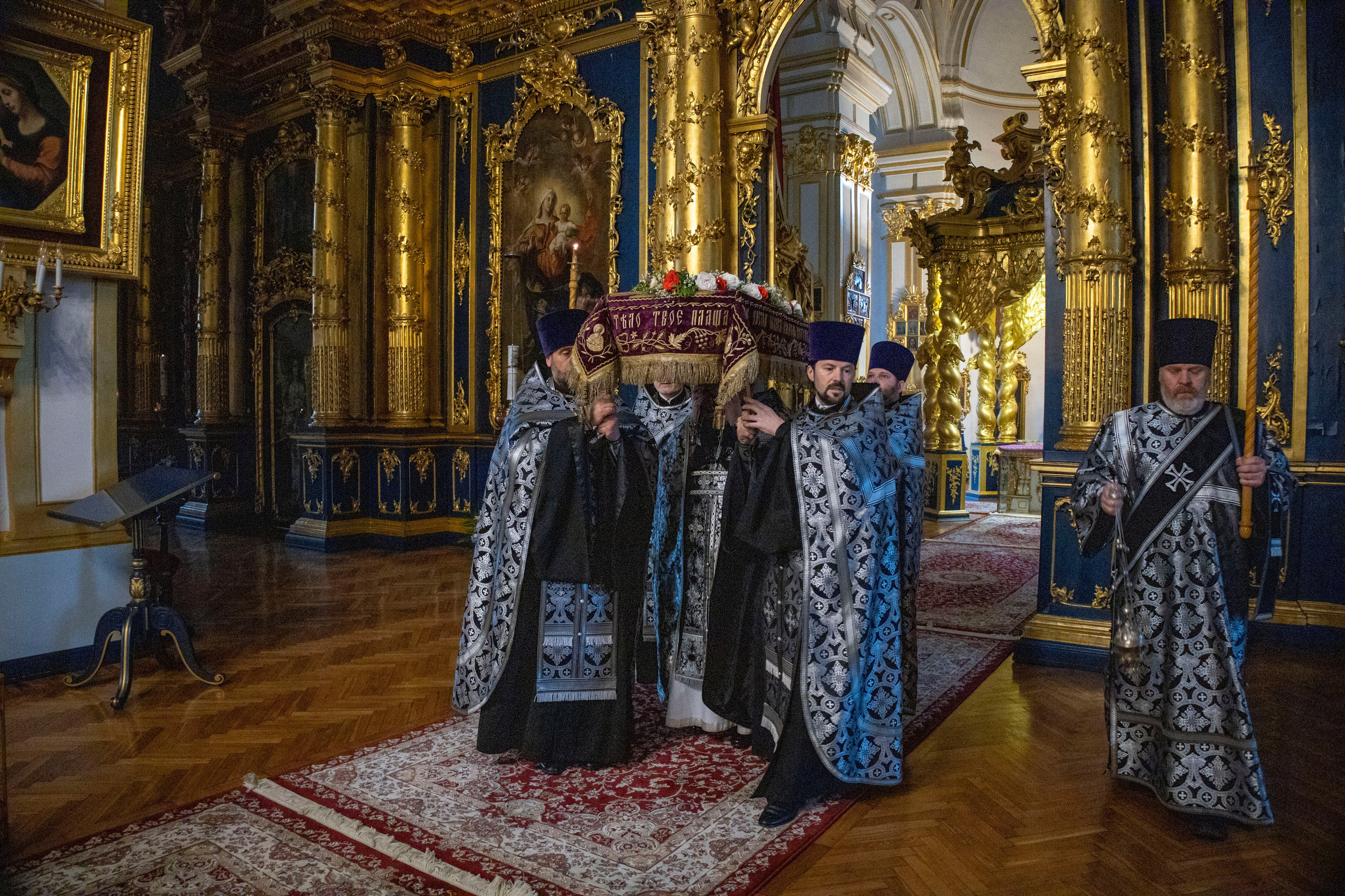 ЧИН ПОГРЕБЕНИЯ СПАСИТЕЛЯ. НИКОЛО-БОГОЯВЛЕНСКИЙ МОРСКОЙ СОБОР