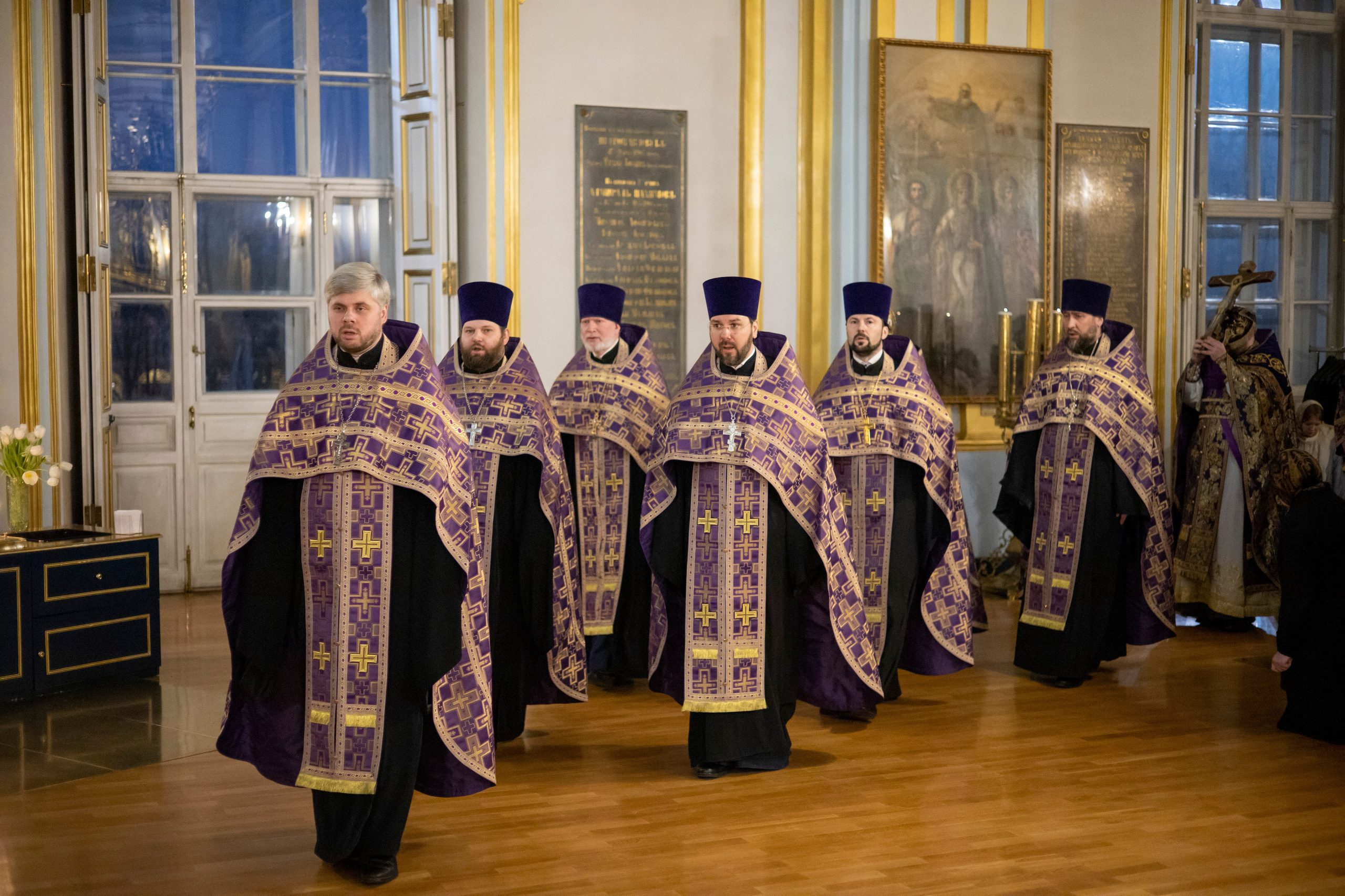 ВСЕНОЩНОЕ БДЕНИЕ С ЧИНОМ ИЗНЕСЕНИЯ ЧЕСТНОГО И ЖИВОТВОРЯЩЕГО КРЕСТА ГОСПОДНЯ. НИКОЛО-БОГОЯВЛЕНСКИЙ МОРСКОЙ СОБОР