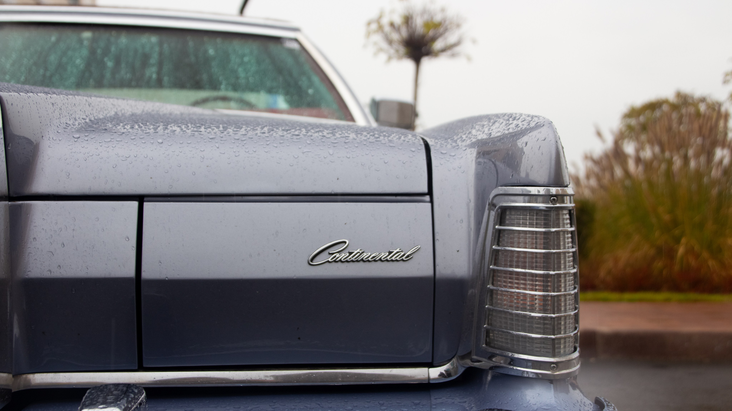 Фото Lincoln Continental Mark IV — купе американской классики