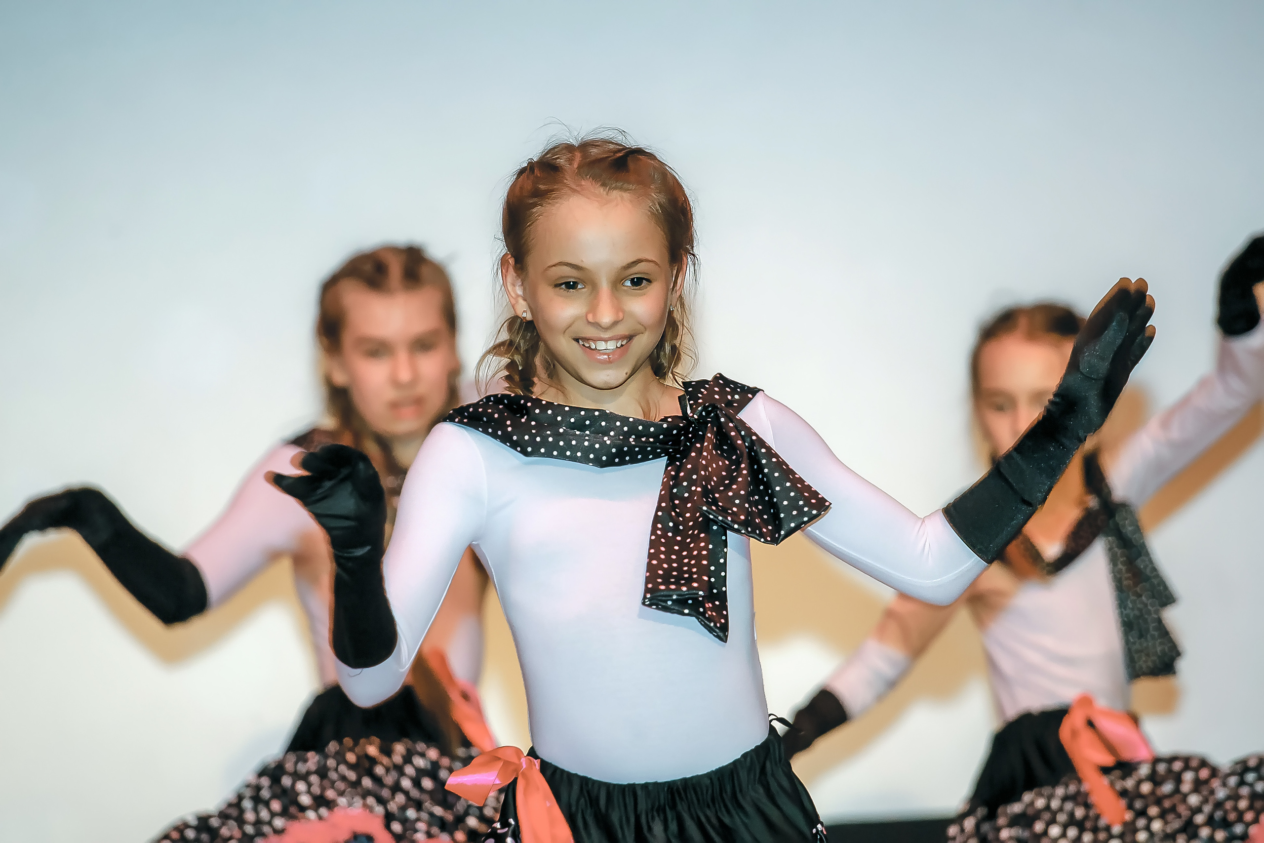 Отчетный концерт молодых творческих коллективов. Репортажная съемка в Москве и области. Анималистика