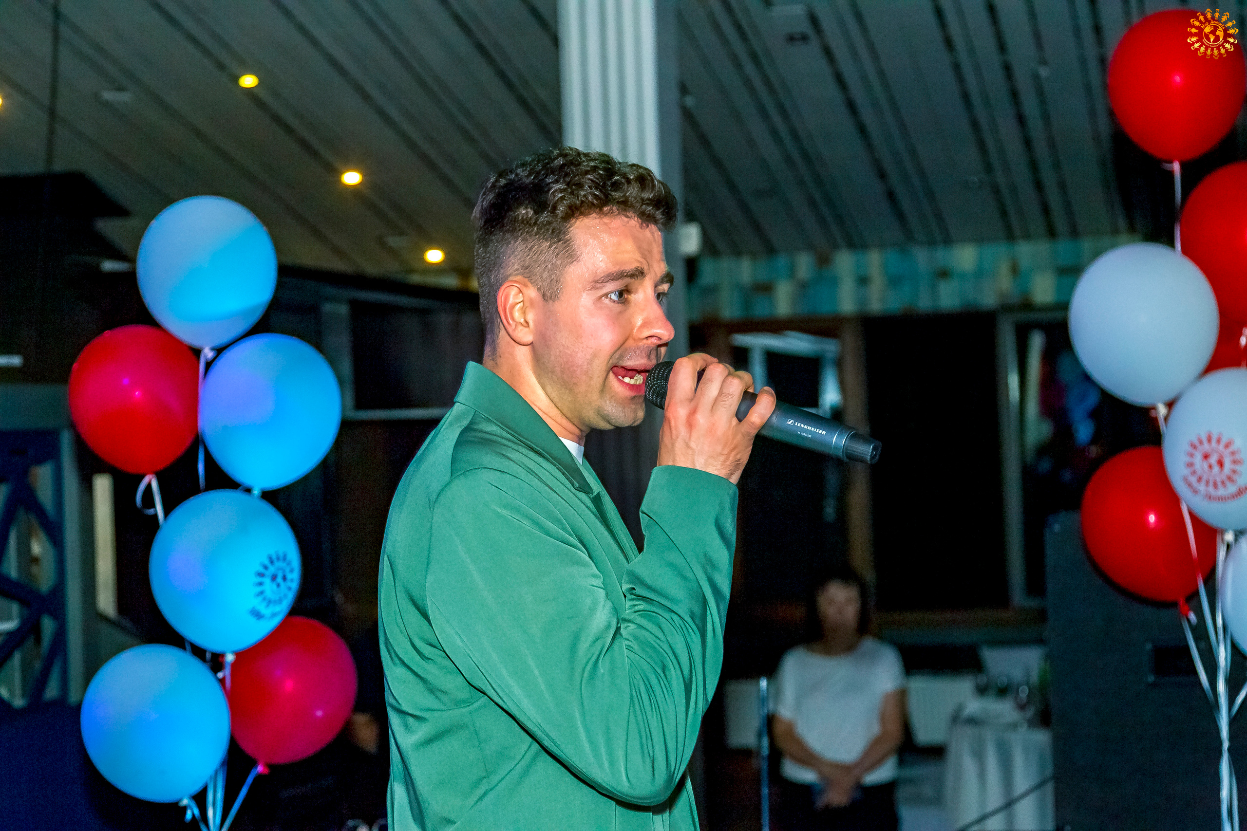 Выпускной 2022 (Москва, ресторан «Времена года»). Репортажная съемка в Москве и области. Анималистика