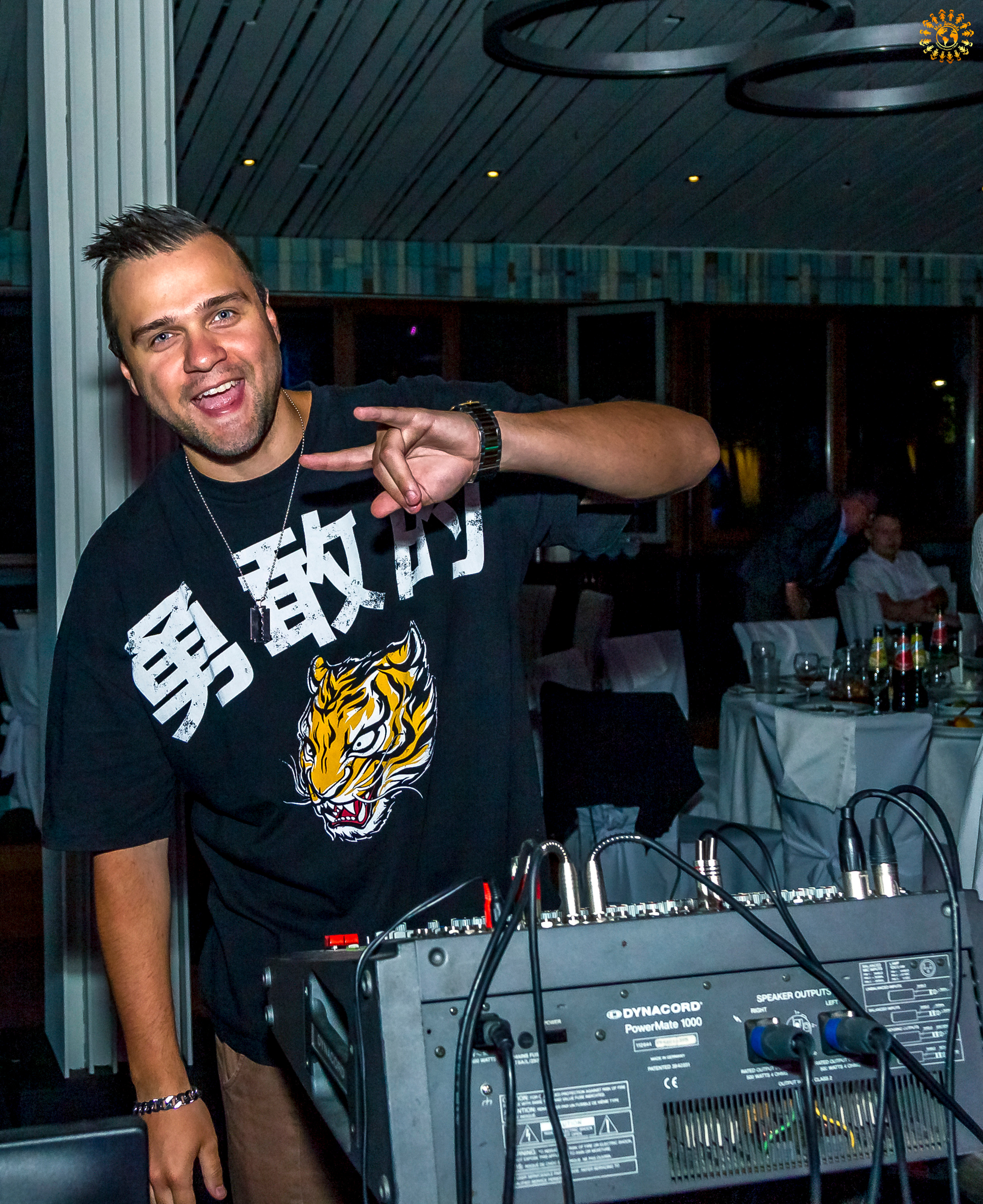 Выпускной 2022 (Москва, ресторан «Времена года»). Репортажная съемка в Москве и области. Анималистика