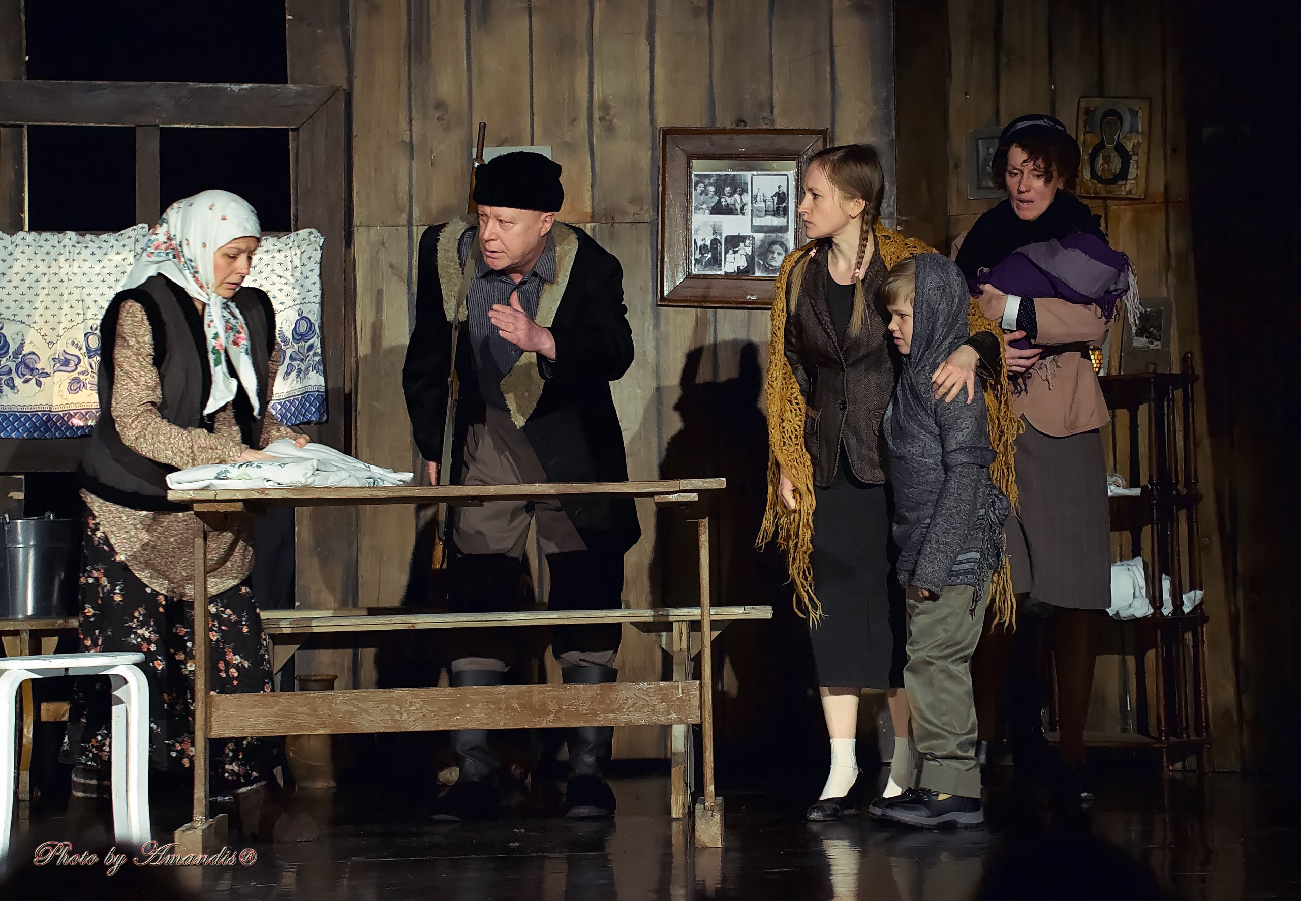 Спектакль «И пробил час.». Репортажная съемка в Москве и области. Анималистика