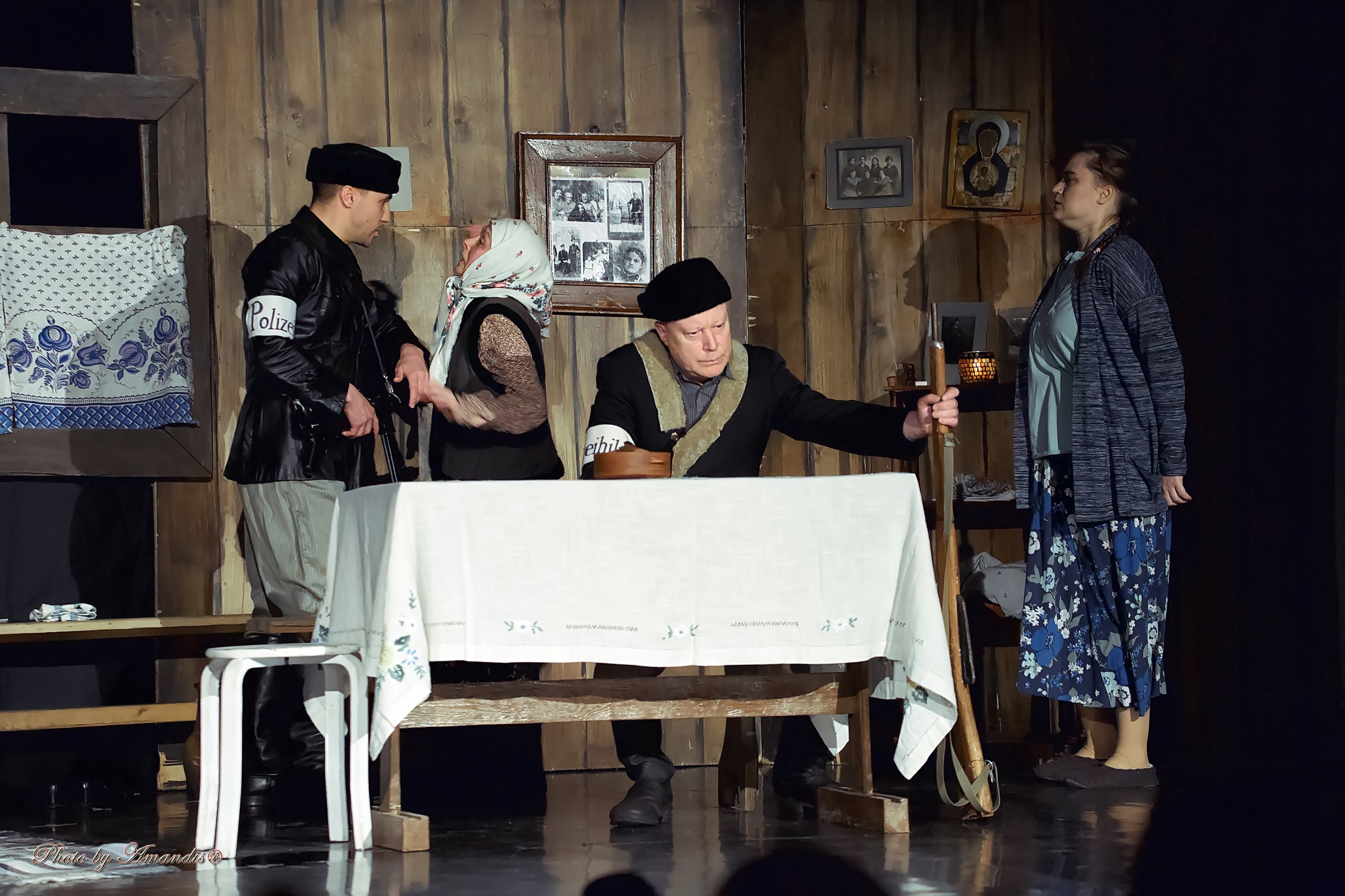 Спектакль «И пробил час.». Репортажная съемка в Москве и области. Анималистика