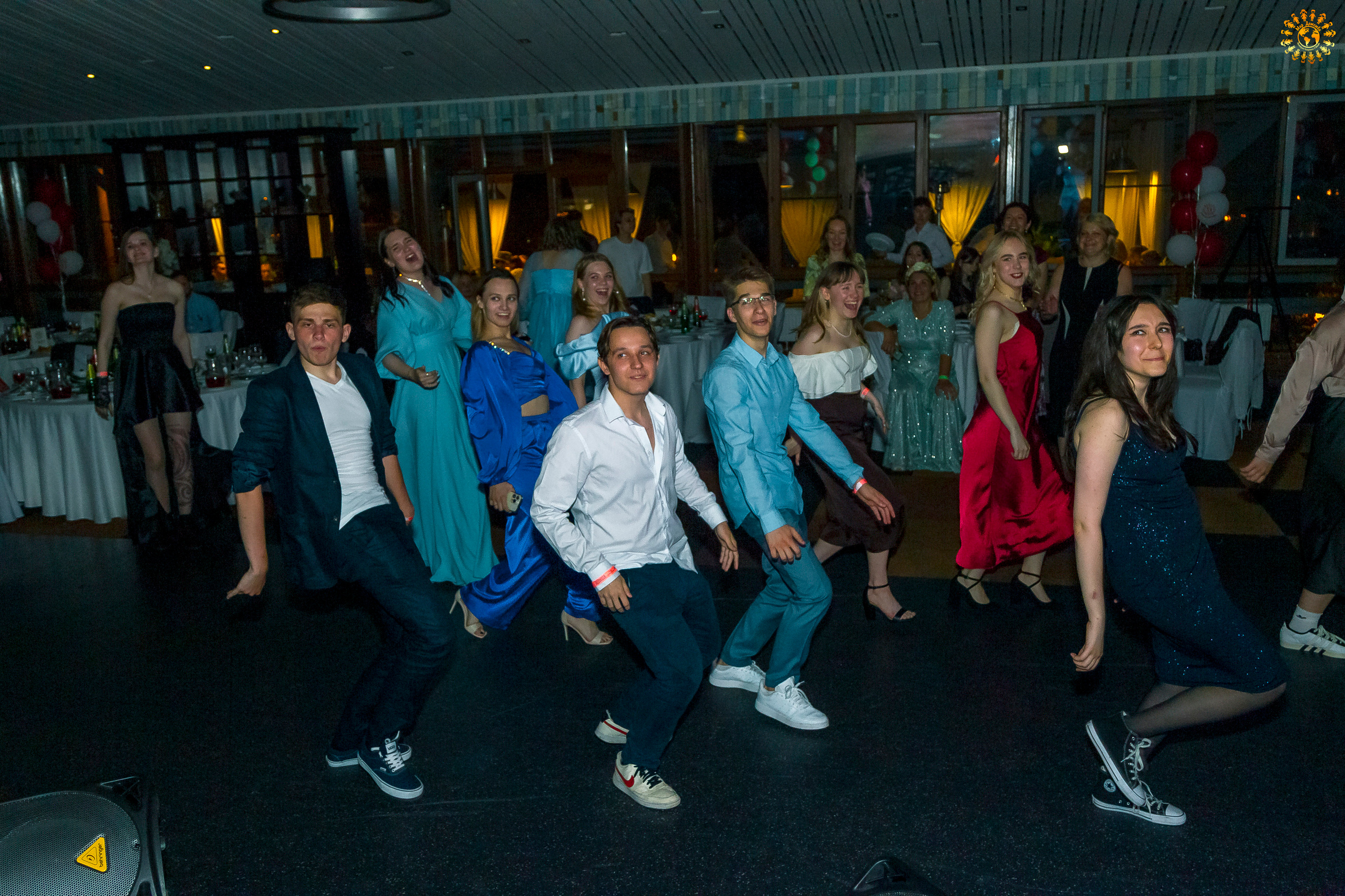 Выпускной 2022 (Москва, ресторан «Времена года»). Репортажная съемка в Москве и области. Анималистика