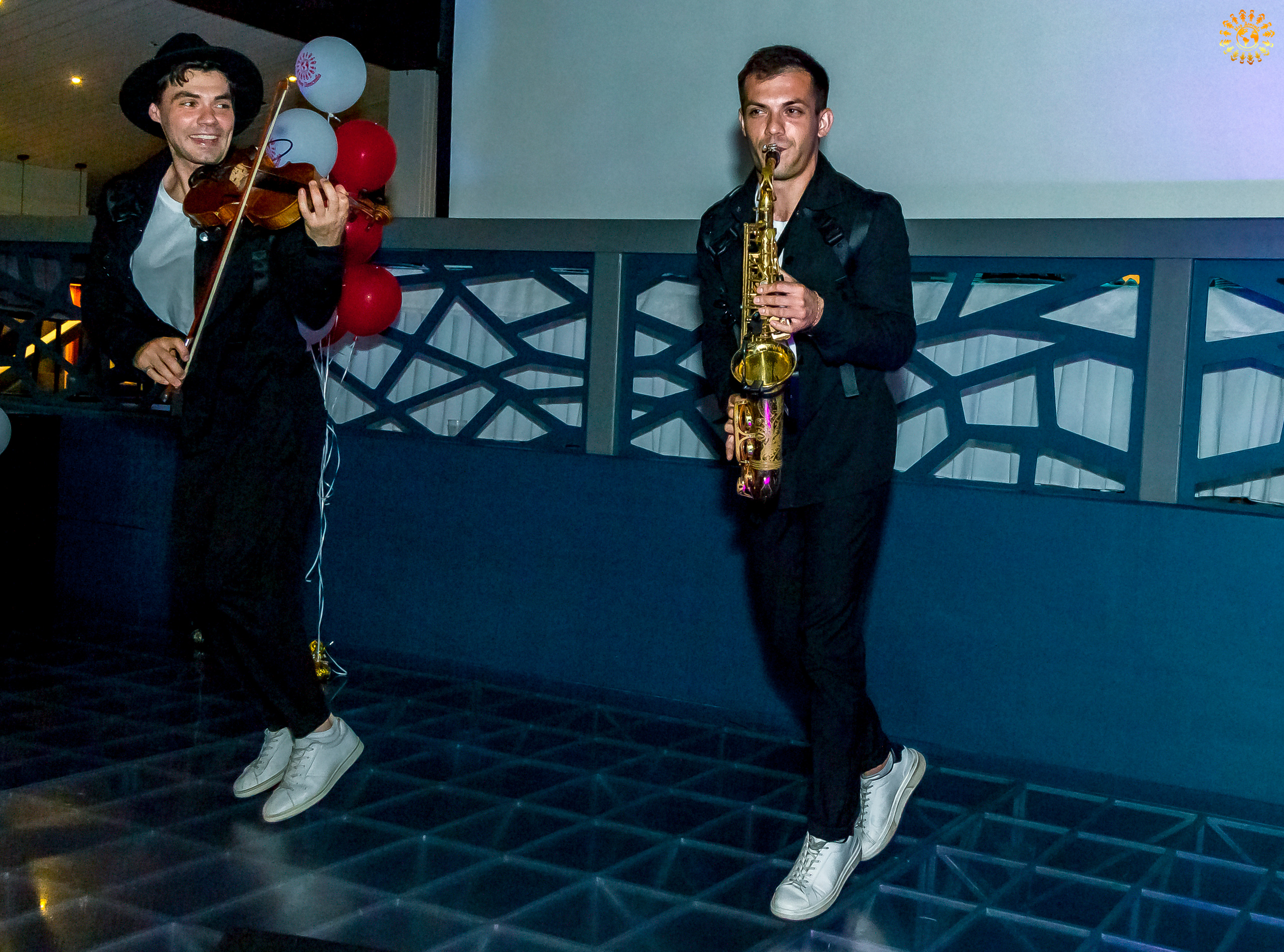 Выпускной 2022 (Москва, ресторан «Времена года»). Репортажная съемка в Москве и области. Анималистика