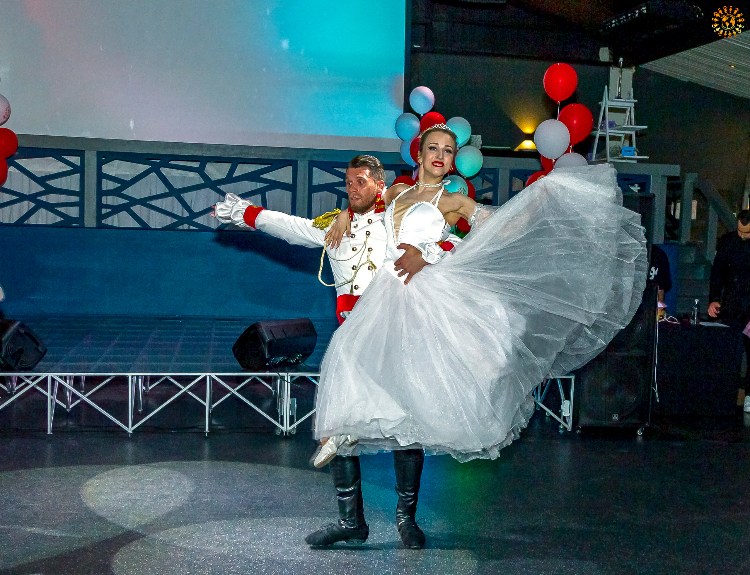 Выпускной 2022 (Москва, ресторан «Времена года»). Репортажная съемка в Москве и области. Анималистика