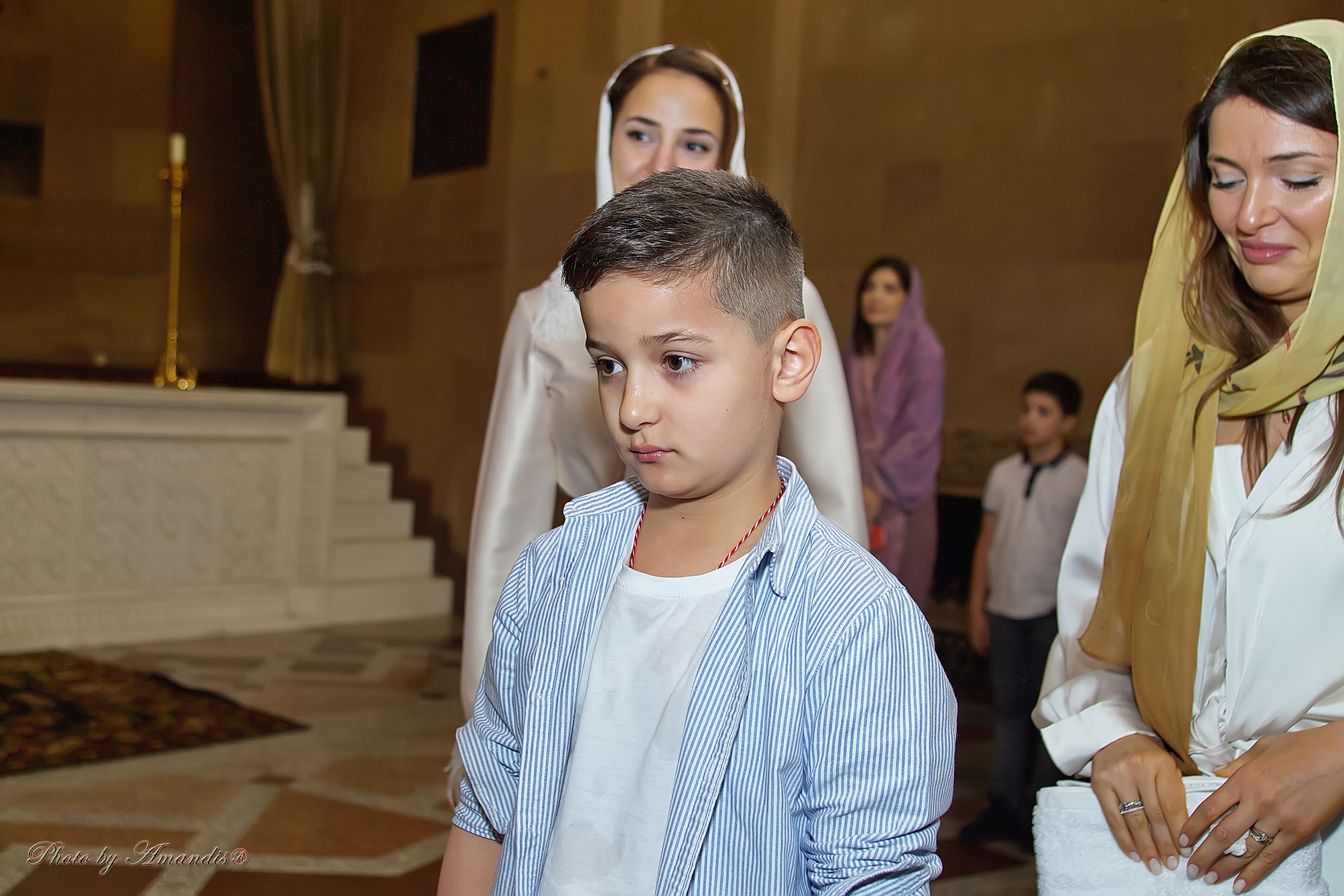 Крещение в армянской церкви. Репортажная съемка в Москве и области. Анималистика