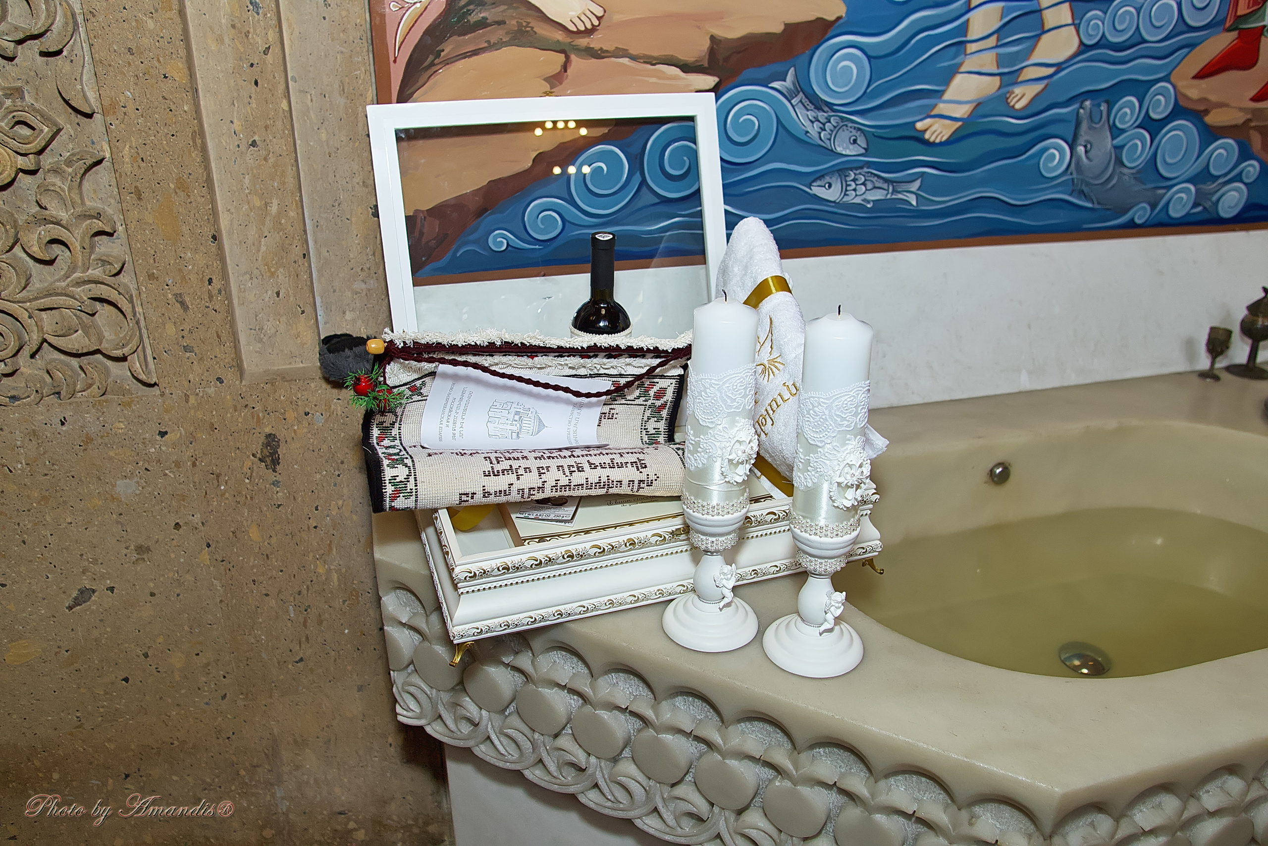 Крещение в армянской церкви. Репортажная съемка в Москве и области. Анималистика