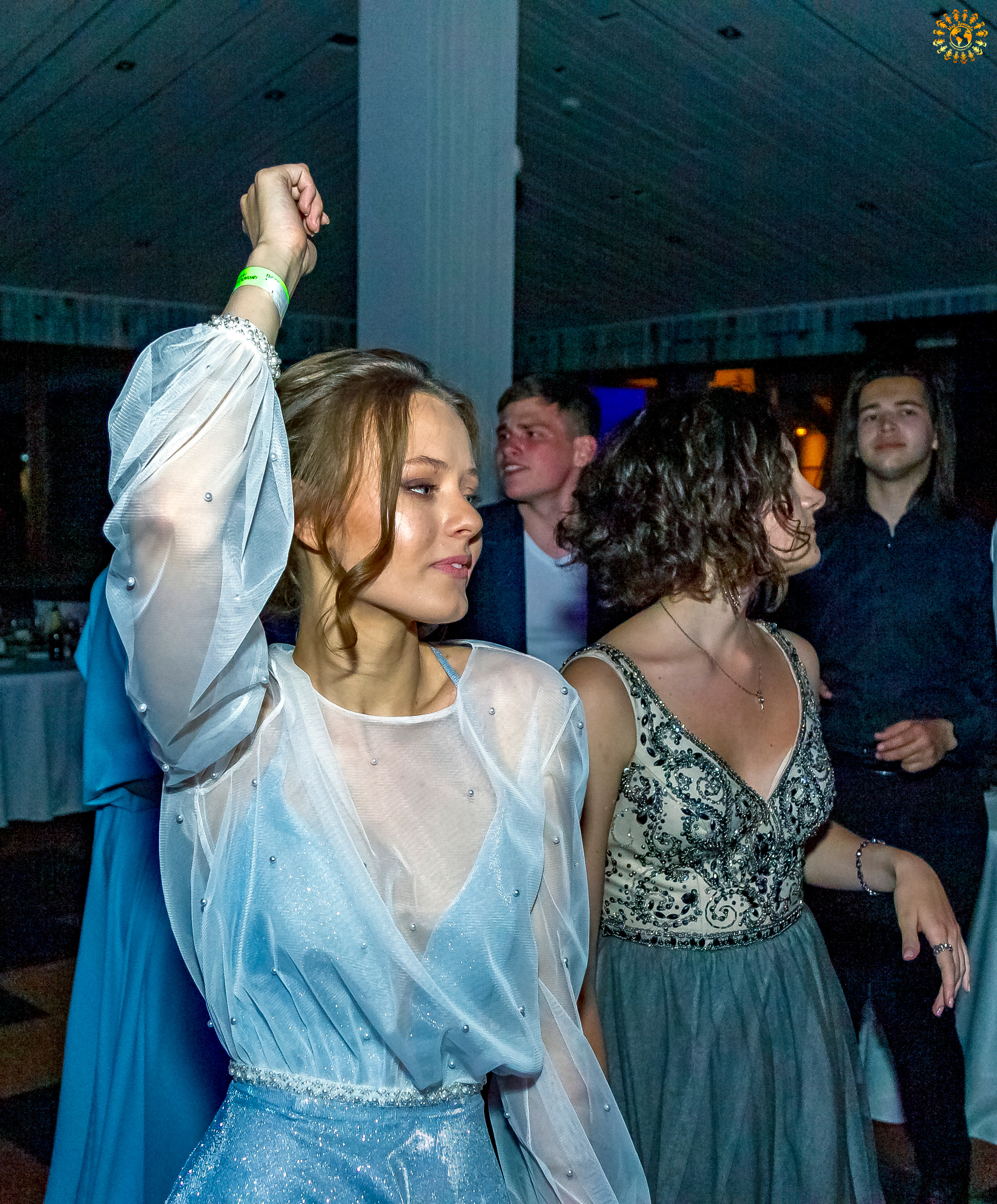 Выпускной 2022 (Москва, ресторан «Времена года»). Репортажная съемка в Москве и области. Анималистика