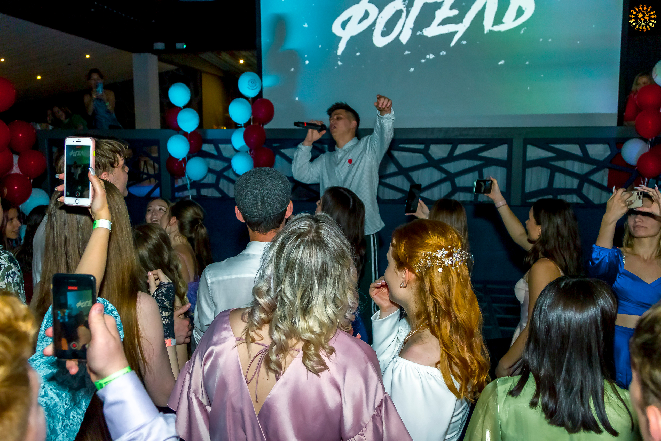 Выпускной 2022 (Москва, ресторан «Времена года»). Репортажная съемка в Москве и области. Анималистика