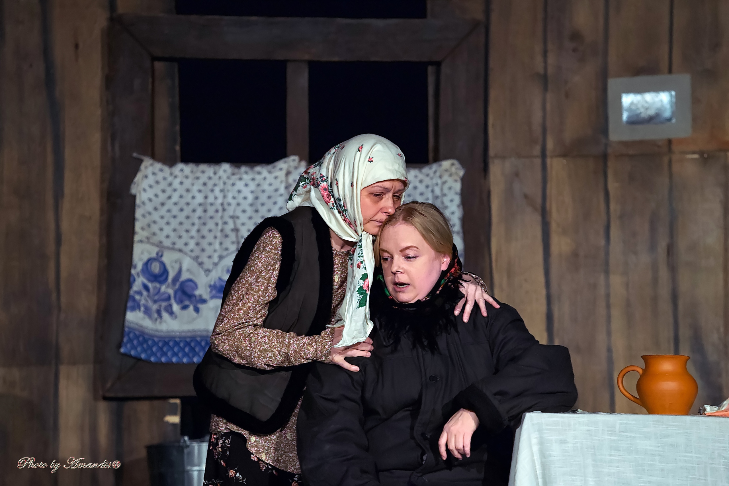 Спектакль «И пробил час.». Репортажная съемка в Москве и области. Анималистика