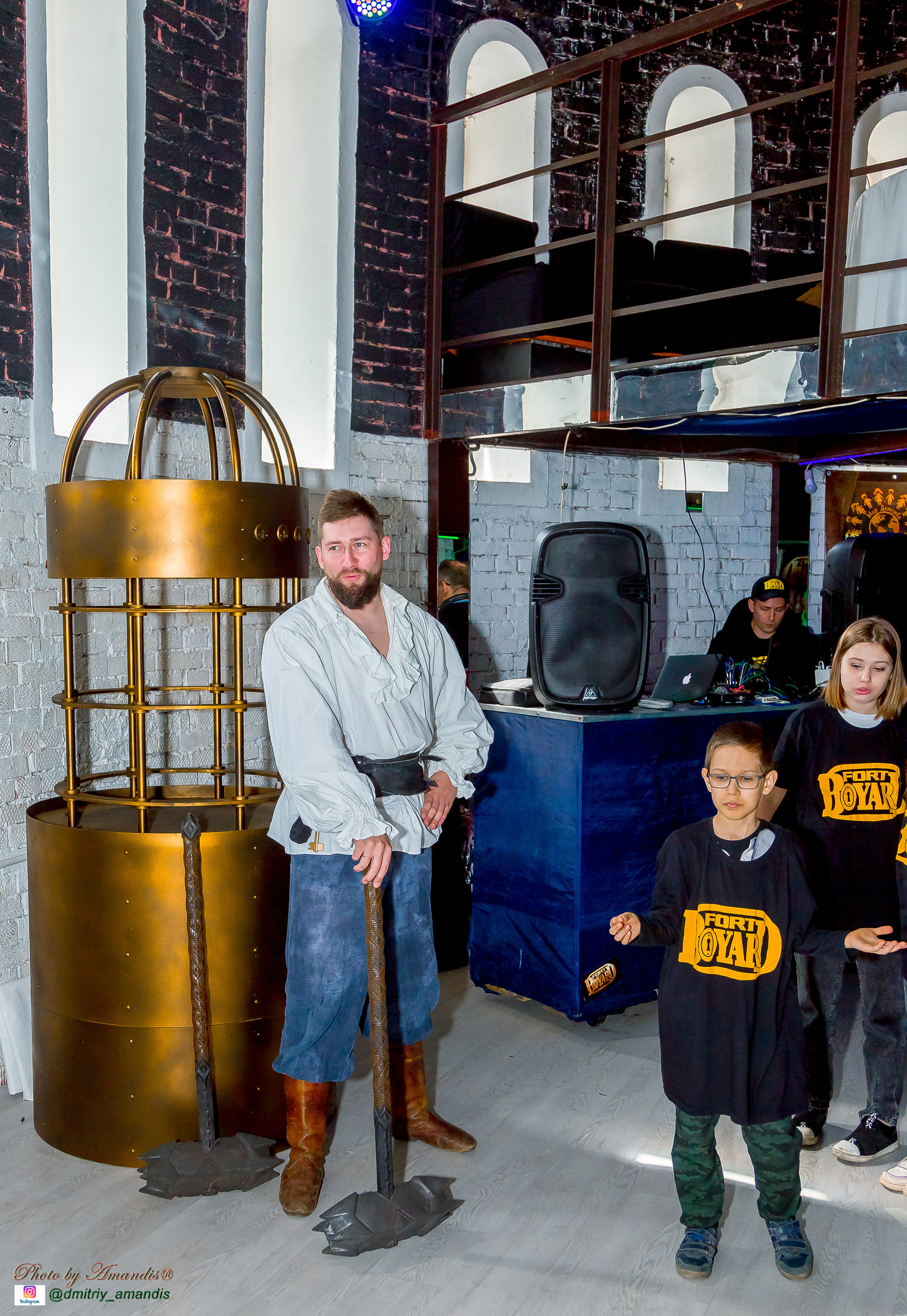 Выпускной 2022. Репортажная съемка в Москве и области. Анималистика