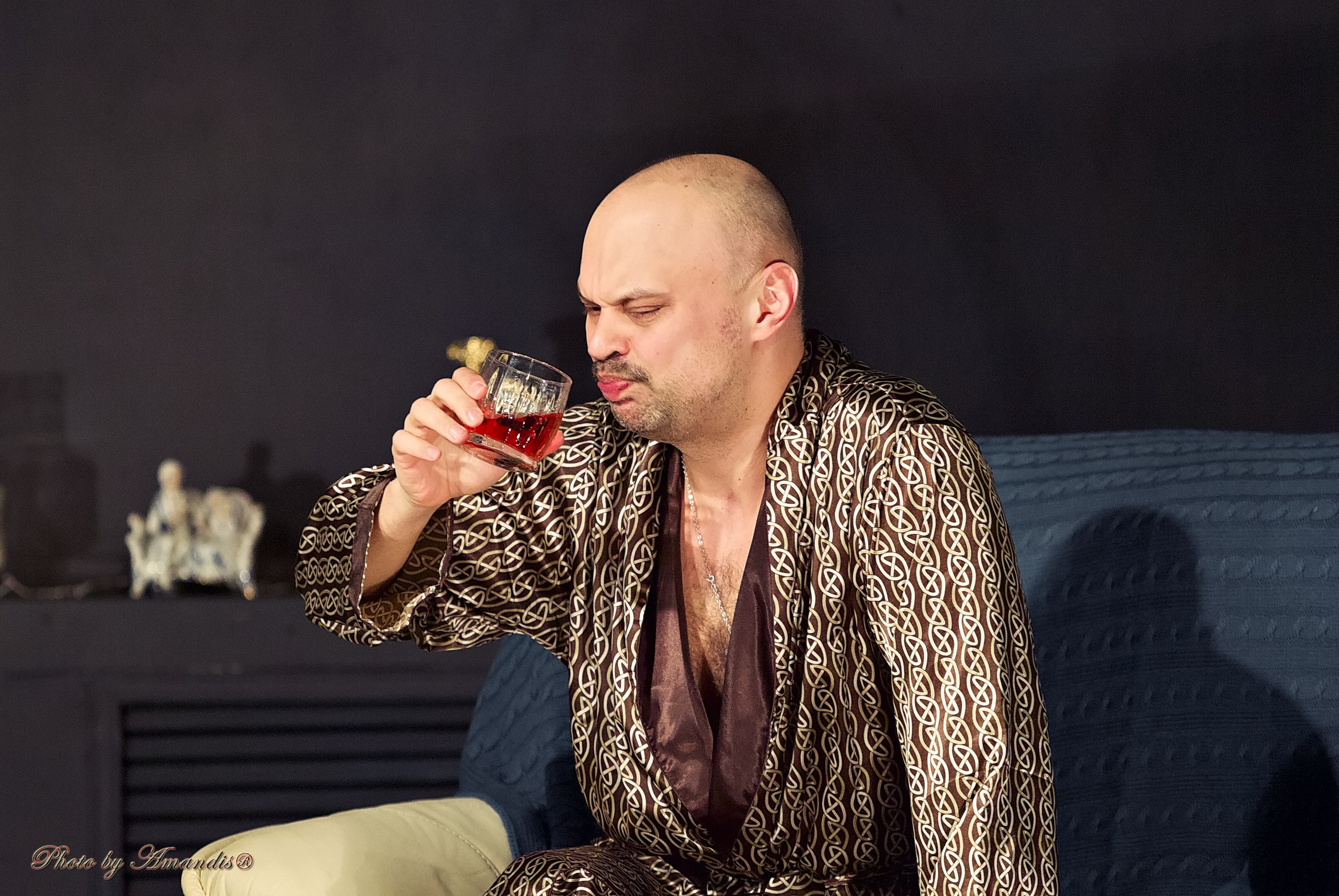 Спектакль «Ужин с дураком». Репортажная съемка в Москве и области. Анималистика