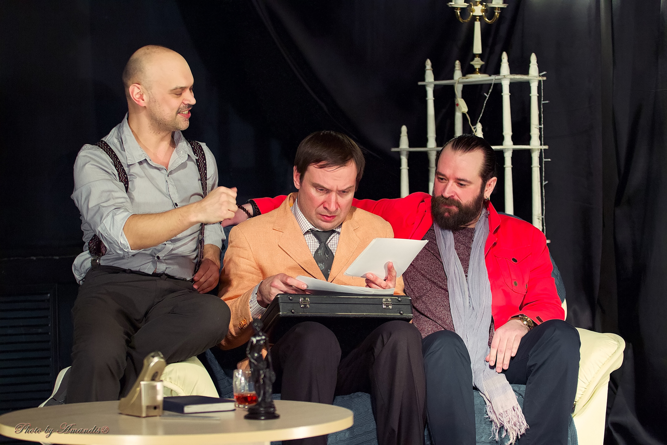 Спектакль «Ужин с дураком». Репортажная съемка в Москве и области. Анималистика