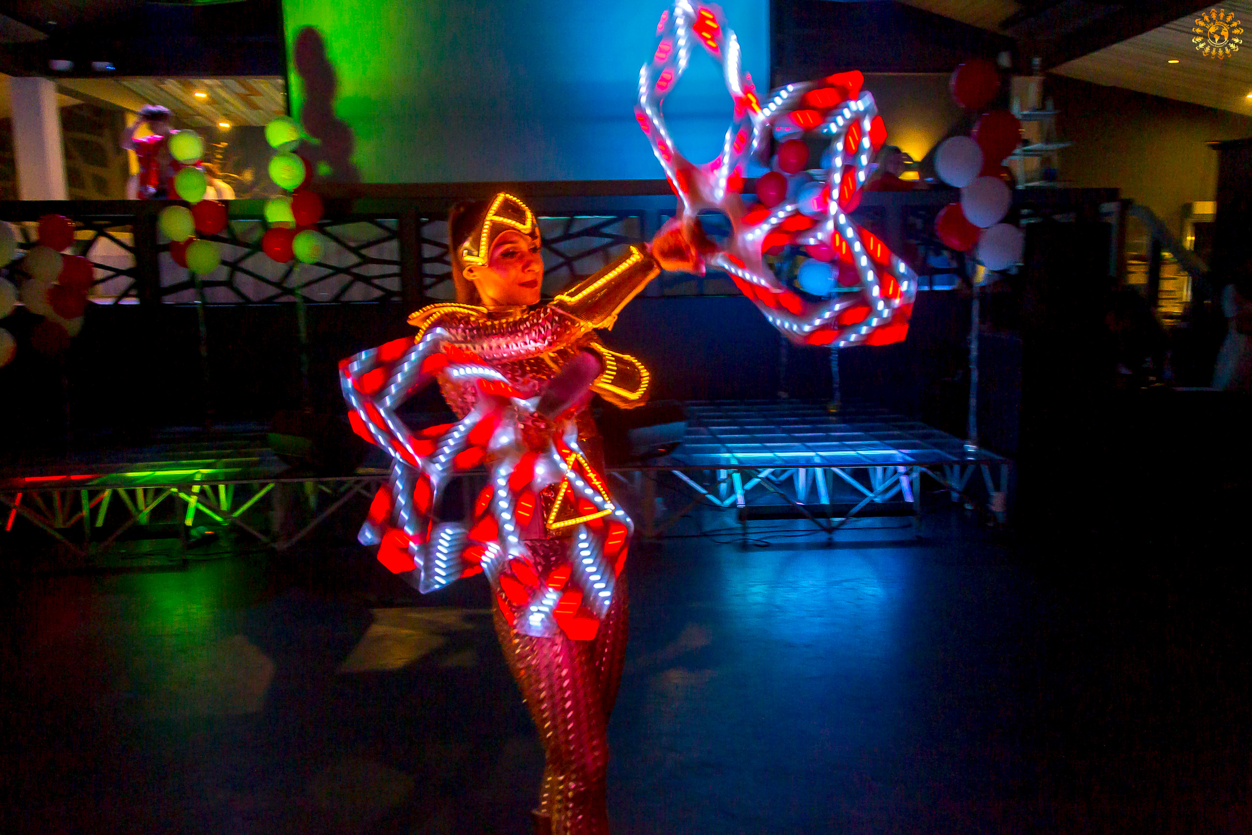 Выпускной 2022 (Москва, ресторан «Времена года»). Репортажная съемка в Москве и области. Анималистика