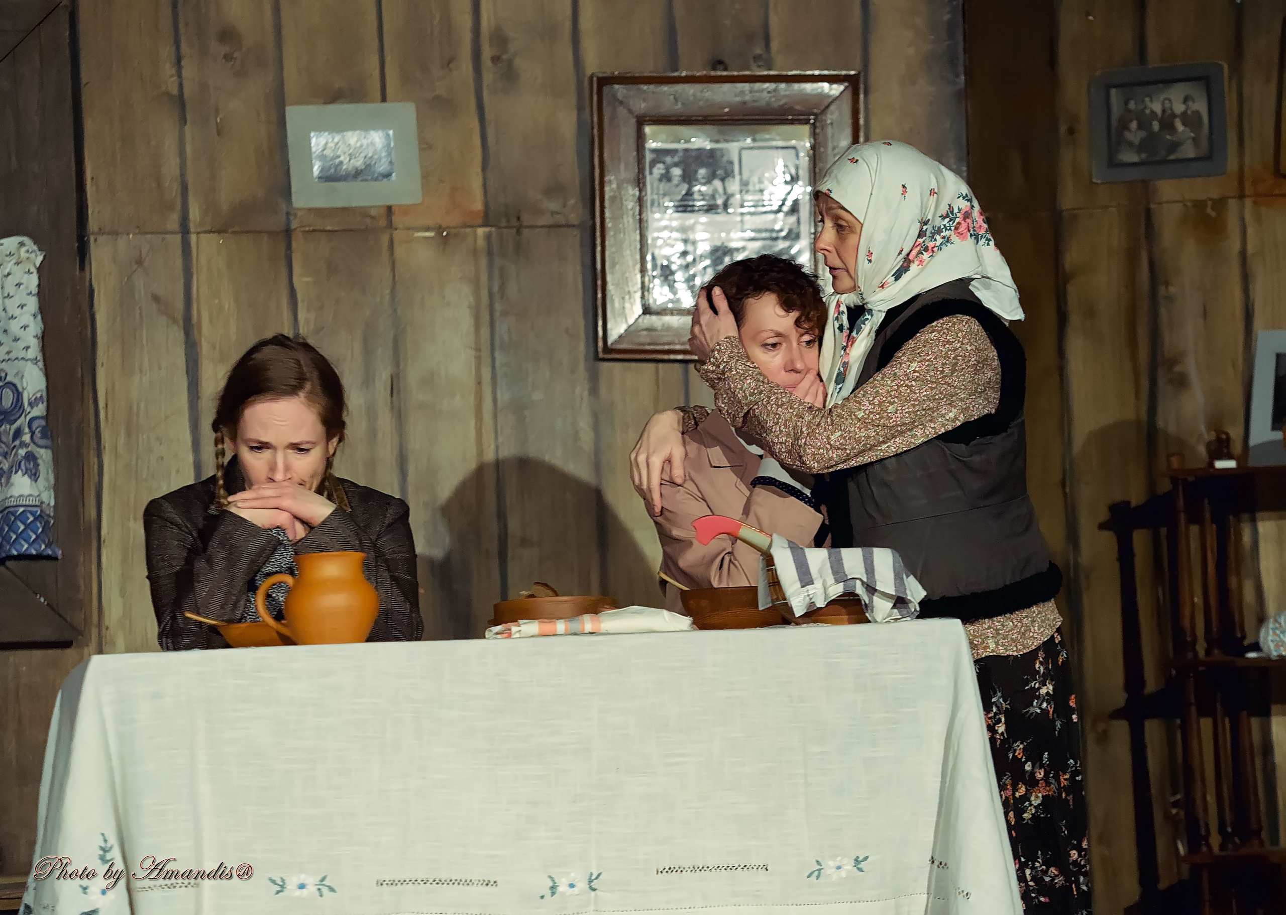 Спектакль «И пробил час.». Репортажная съемка в Москве и области. Анималистика