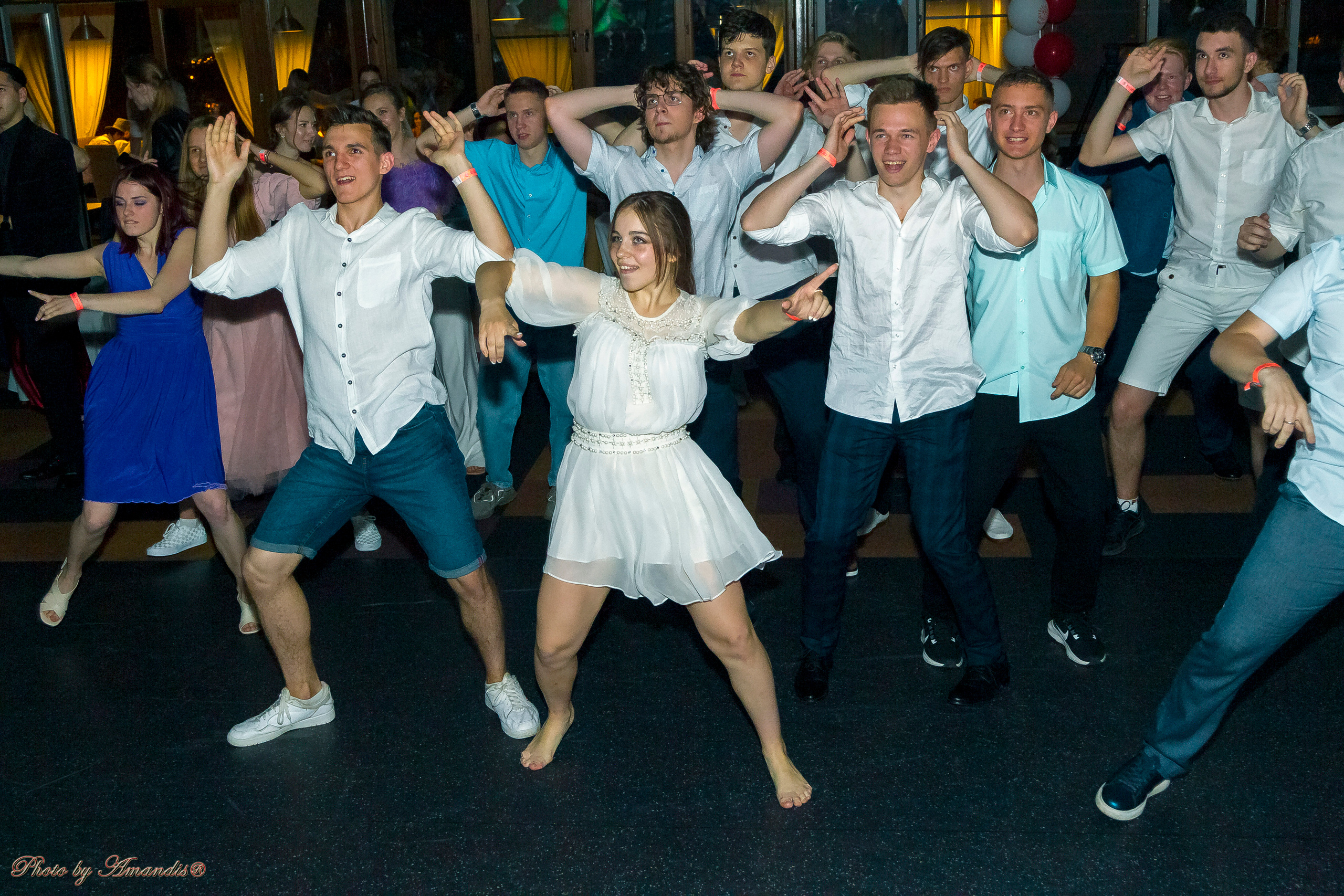 Выпускной 2022 (Москва, ресторан «Времена года»). Репортажная съемка в Москве и области. Анималистика