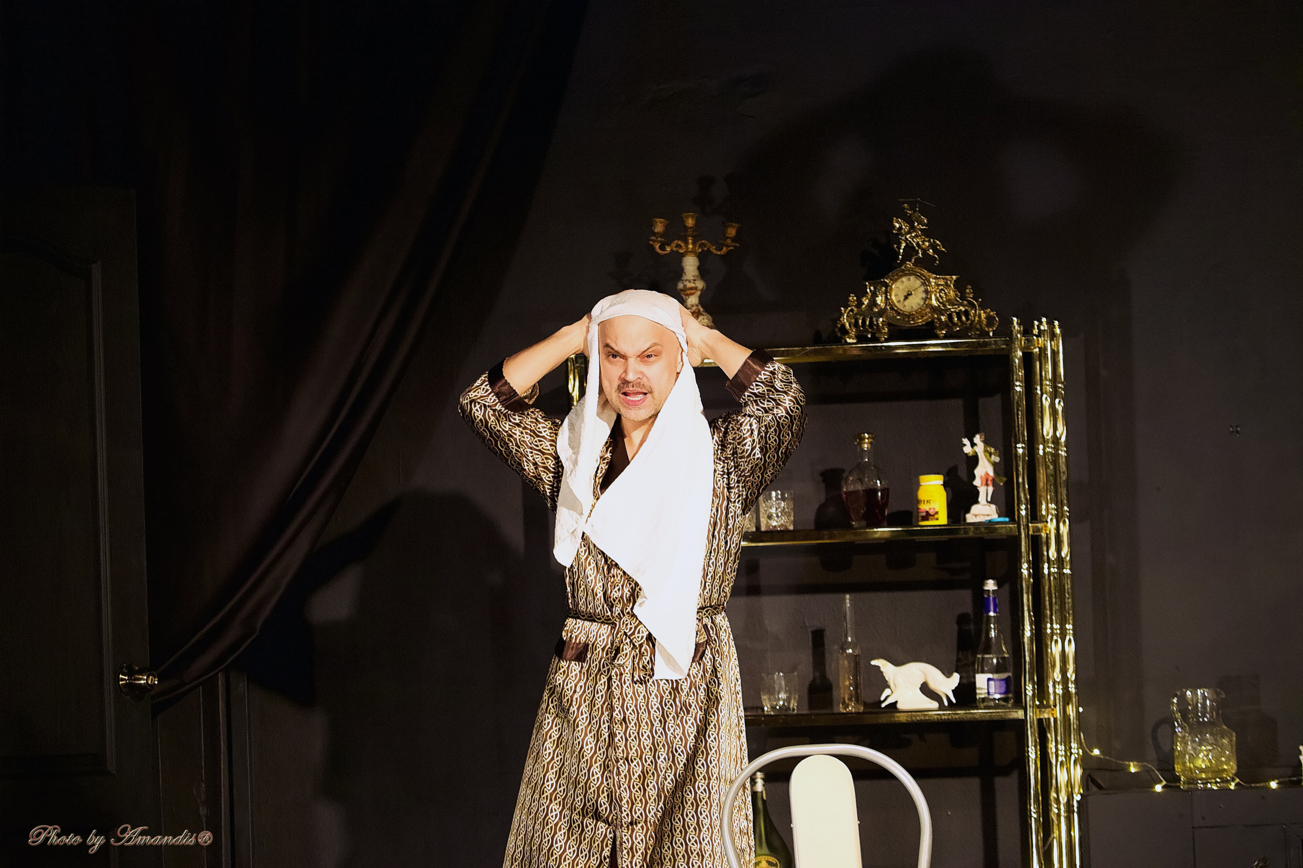 Спектакль «Ужин с дураком». Репортажная съемка в Москве и области. Анималистика