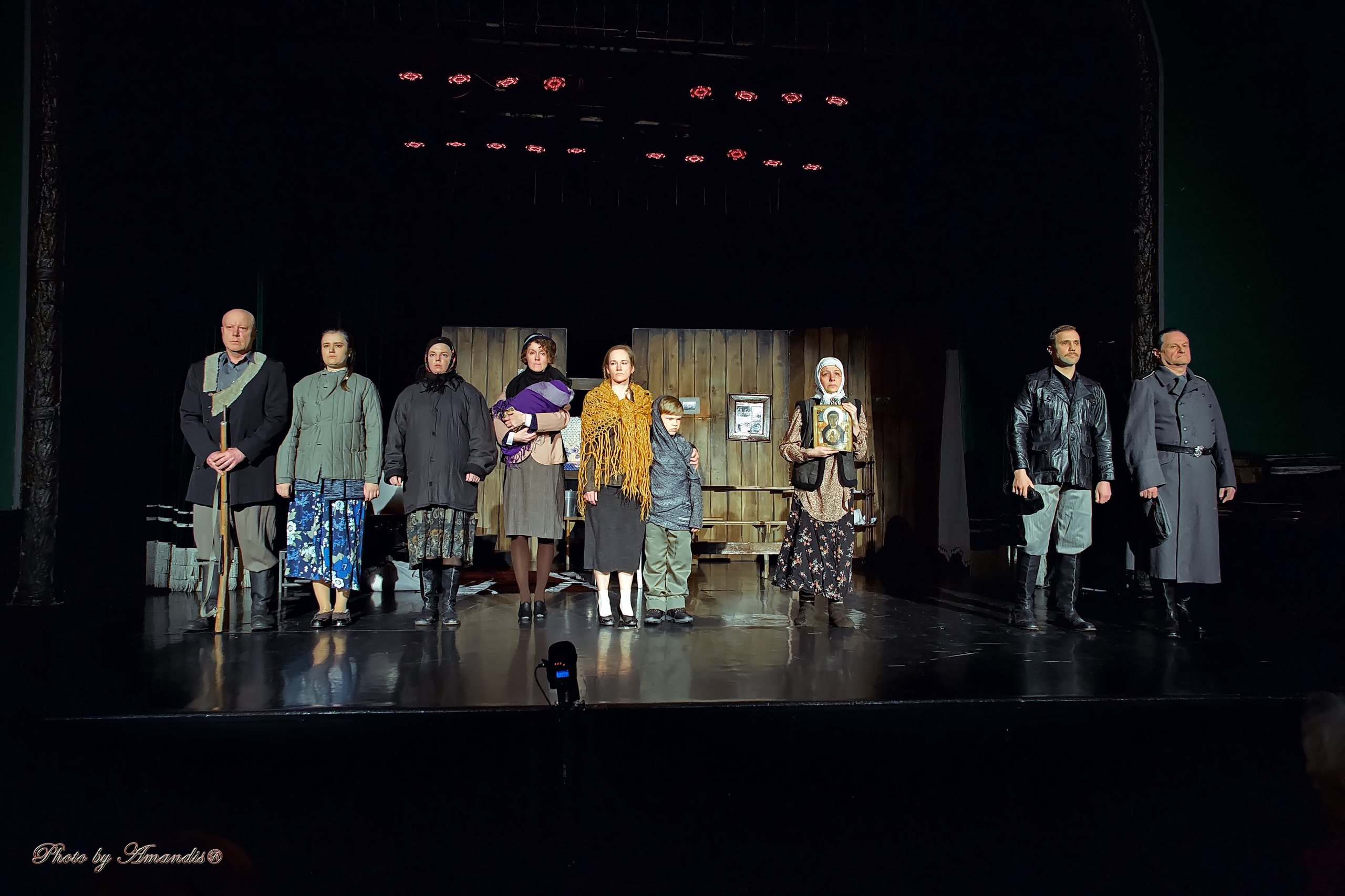 Спектакль «И пробил час.». Репортажная съемка в Москве и области. Анималистика